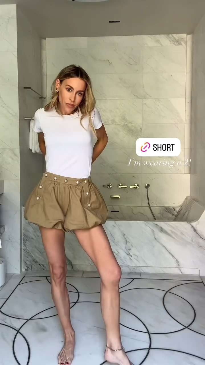 Wearing a 2 in these shorts!🫶🏼 

 #LTKStyleTip #LTKShoeCrush