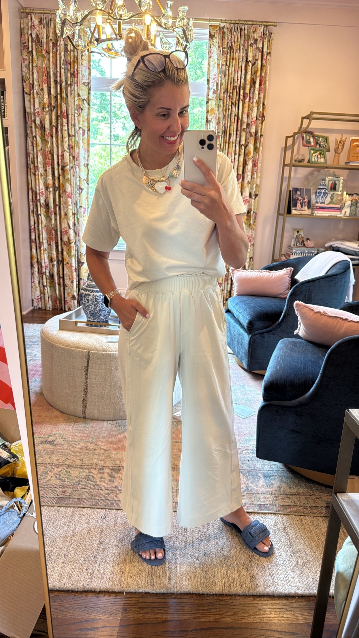 Omg swoon over this outfit will ya?

Xs pants, xs top 

#LTKActive #LTKWorkwear #LTKStyleTip