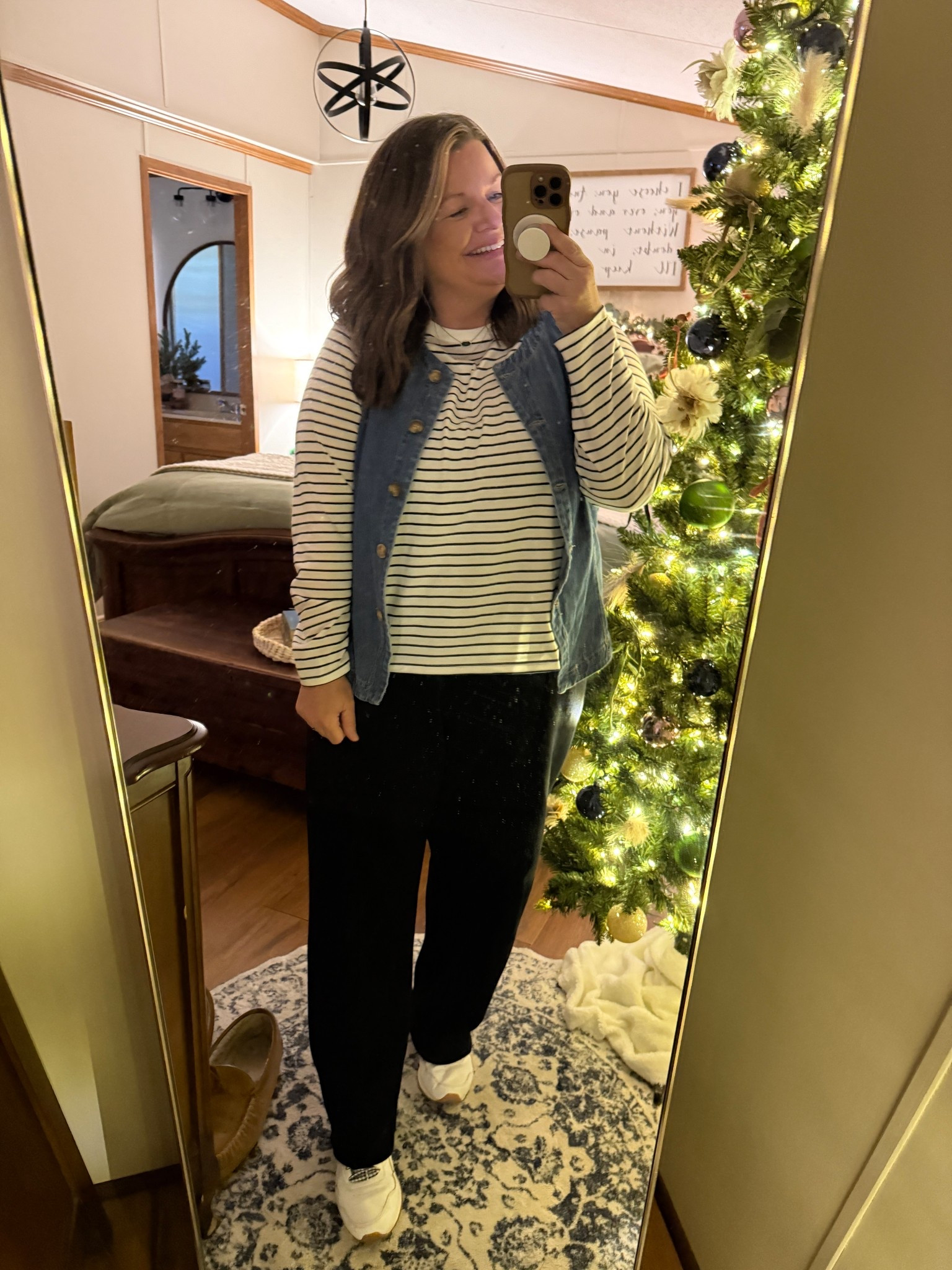 Sweet friends, here’s my Sunday OOTD — keeping it cozy, casual, and effortlessly cute. 🍂💖

I paired a striped shirt + denim vest with my comfy sweatpants/trouser-style pants — because why choose between cute and comfy when you can have both? 😍✨

#LTKMidsize #LTKselfcare #LTKdayinmylife