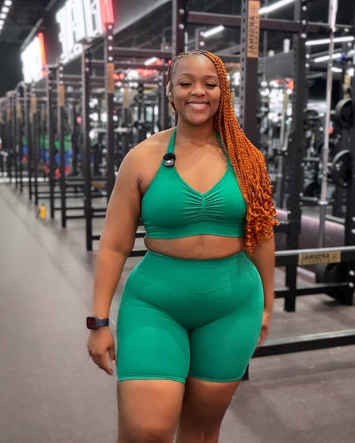 💚💚💚

Size Large in bra & shorts 
Size Medium in jacket 

SAVE Money⬇️⬇️
Code: CCURVES 

#LTKPlusSize #LTKU #LTKActive
