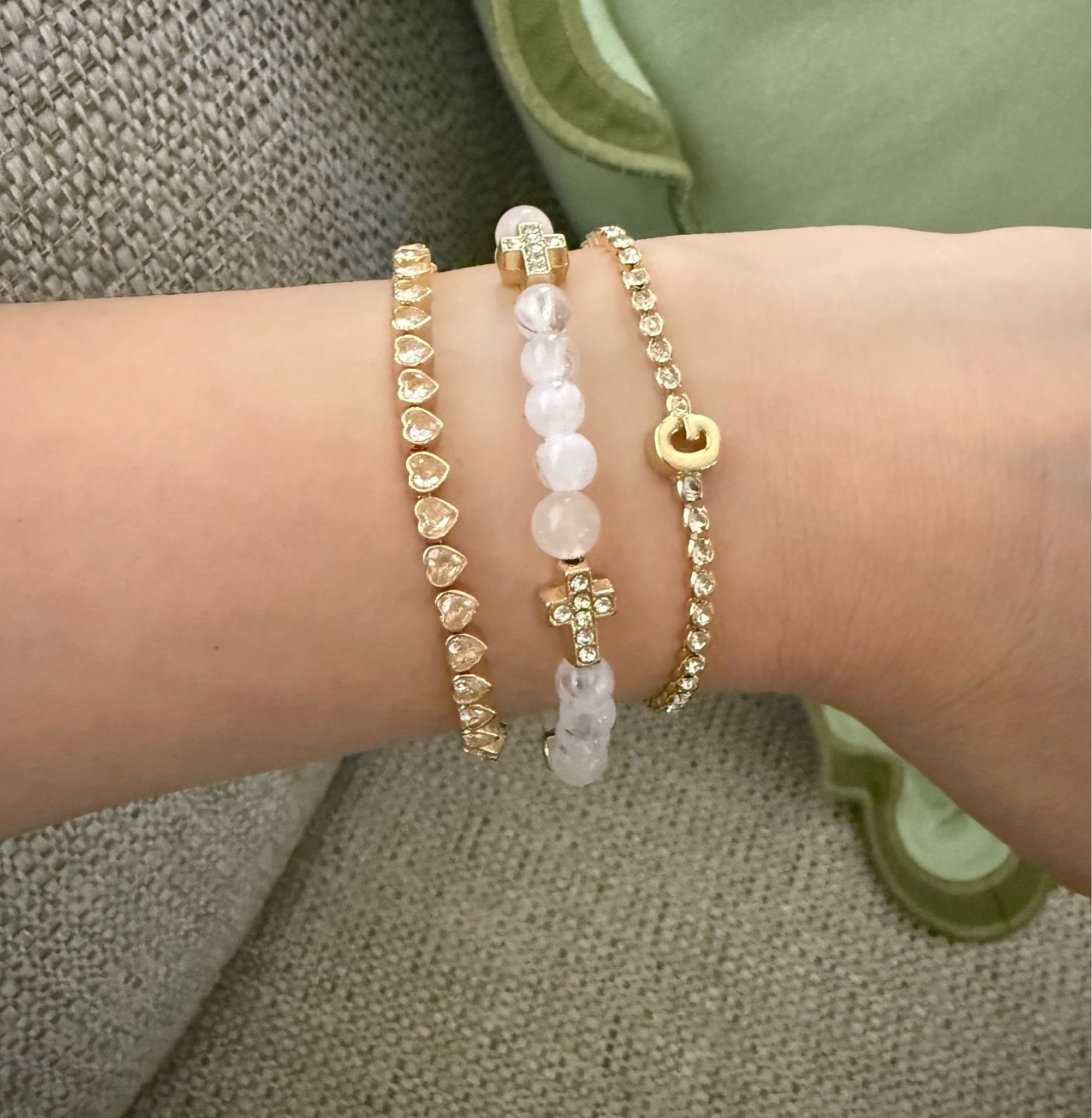 Love my new stacking bracelets from BaubleBar. So many to choose from! And they are all so perfect! 


#baublebar @baublebar

#LTKSeasonal #LTKOver40 #LTKmomlife