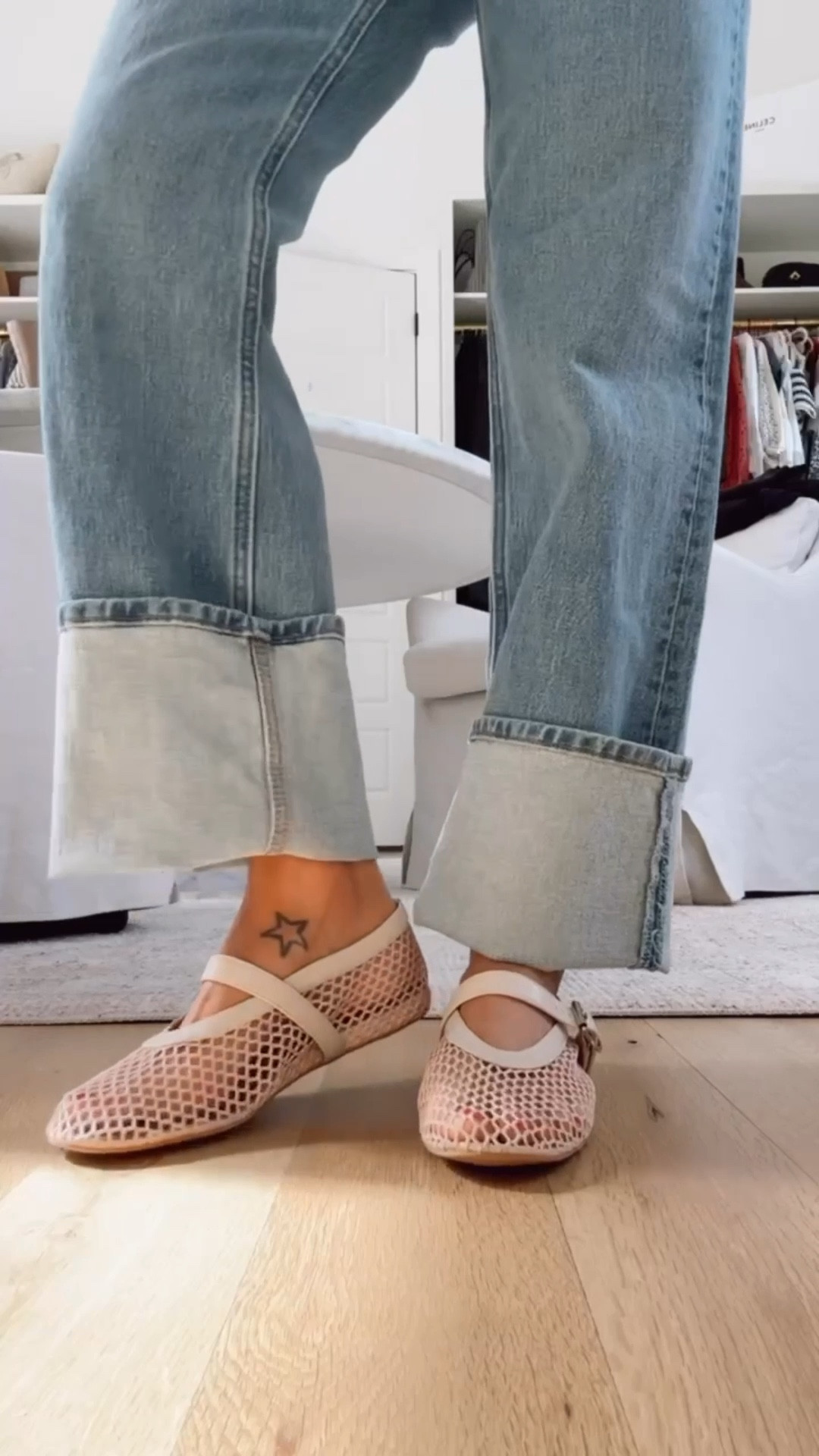 These mesh flats are such a good Amazon find! They come in several colors!

Loverly Grey, Amazon find, Amazon fashion, mesh flats, neutral flats

#LTKFindsUnder50 #LTKootd