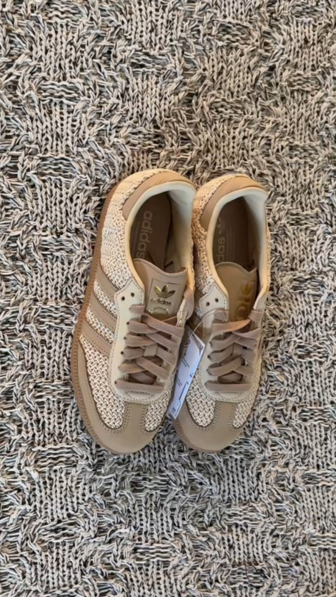 The new adidas sambas are the sneakers of the summer! Limited available! 

#LTKShoeCrush #LTKFindsUnder100 #LTKStyleTip