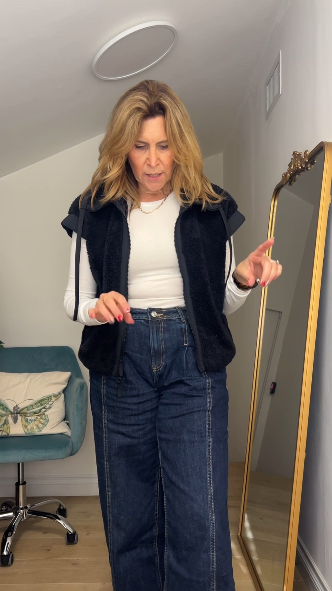 My basic outfit for the day 😅

#LTKootd #LTKFindsUnder50 #LTKOver40