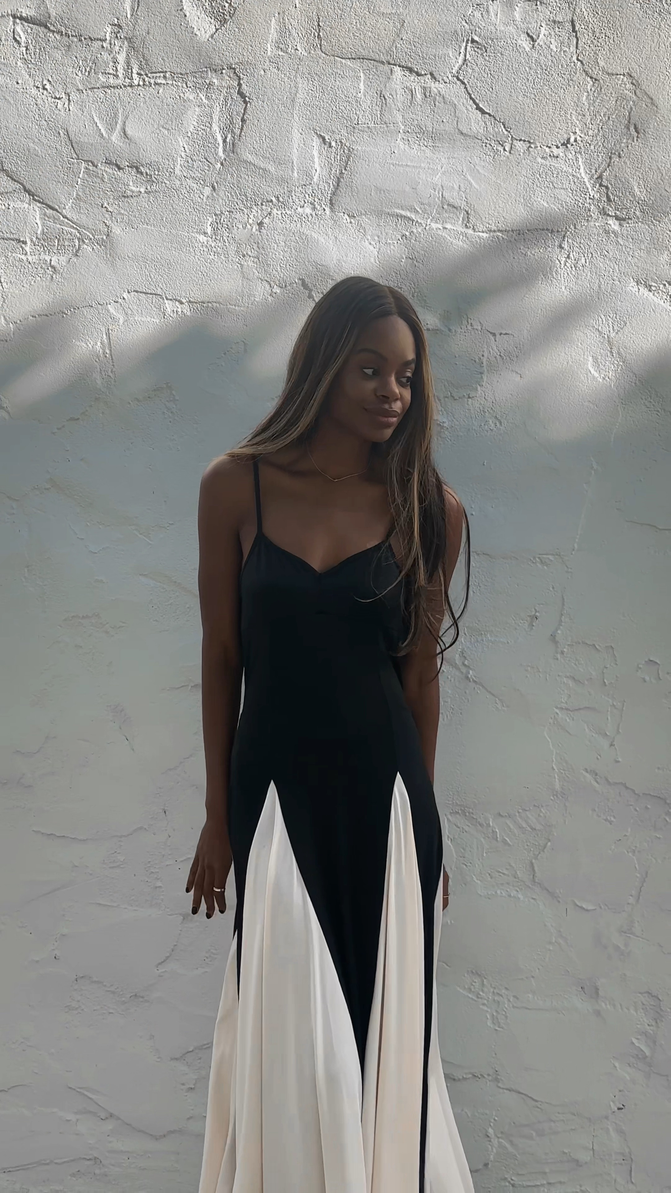 Elegance is in black and white 🤍😍
Dresses by Rihoas 
Enter LD20Z for 20% off 
 #rihoas #inrihoas 

#LTKFindsUnder50 #LTKStyleTip #LTKSaleAlert