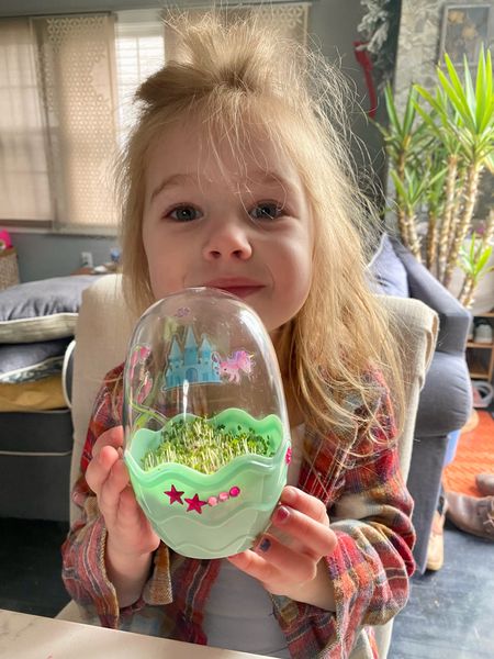 Olivia planted a little garden (chia seed). What a cute gift idea!! Under $15. Unicorn garden. There’s also a mermaid garden + other options. Decorate the terrarium, plant the seed, let it grow 🪴

Toddler gift
Gift guide
Love
Valentine’s Day
Gift for her
Kids gift idea
Holiday


#LTKhome #LTKGiftGuide #LTKkids