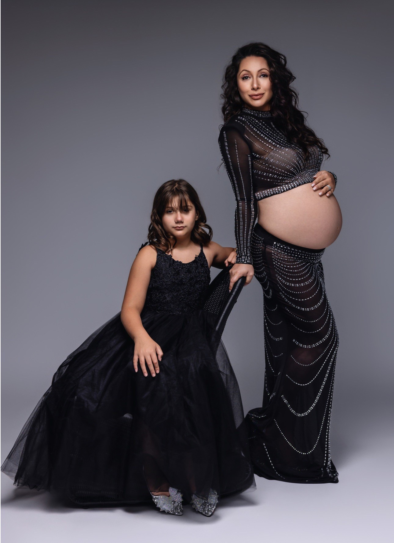 I think I did great with turning this regular size two piece in to a maternity photoshoot couture outfit! What do you all think?

#LTKBaby #LTKKids #LTKFamily