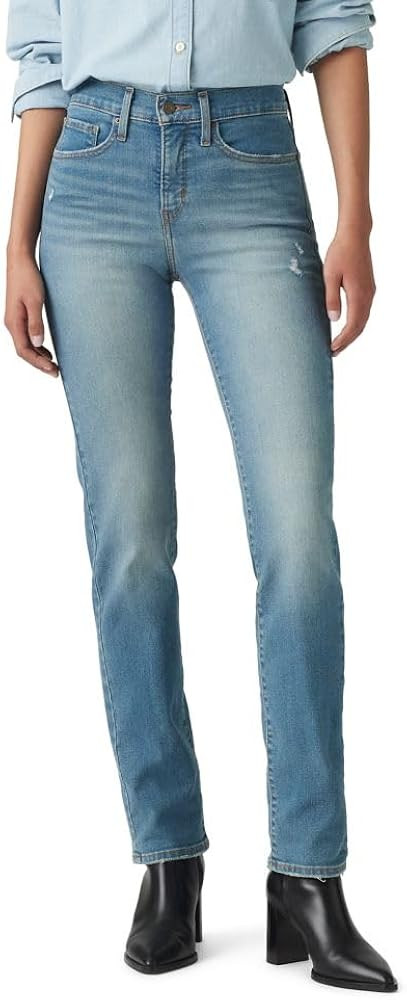 Levi's Womens 314 Shaping Straight Jeans (Also Available in Plus) | Amazon (US)