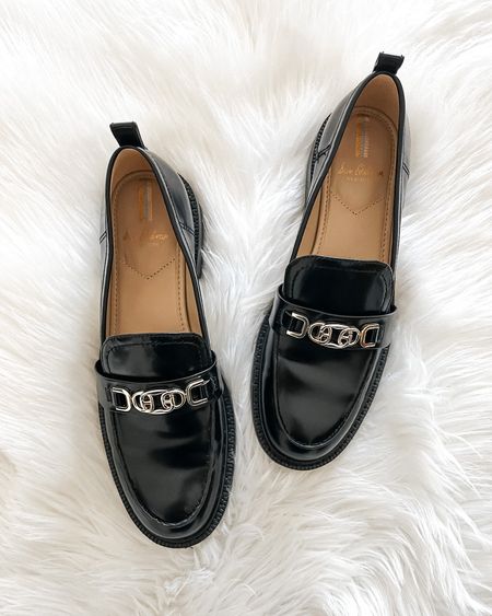 Black loafers, fall shoes #loafers 

#LTKshoecrush #LTKworkwear #LTKSeasonal