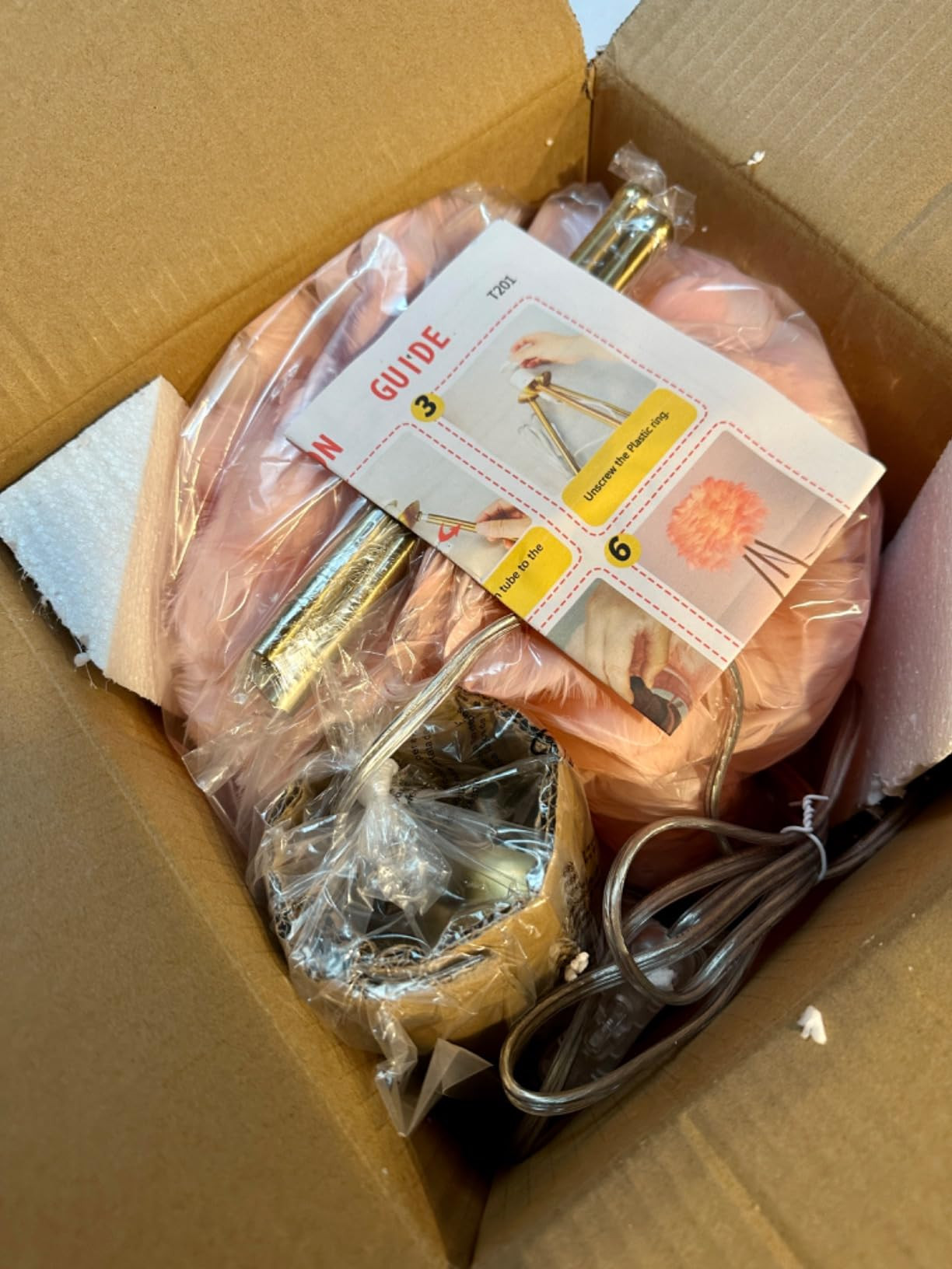 Capslpad Feather Tripod Table Lamp,Pink Modern Bedside Lamp 15.3" Gold Finish Nightstand Lamp for... | Amazon (US)