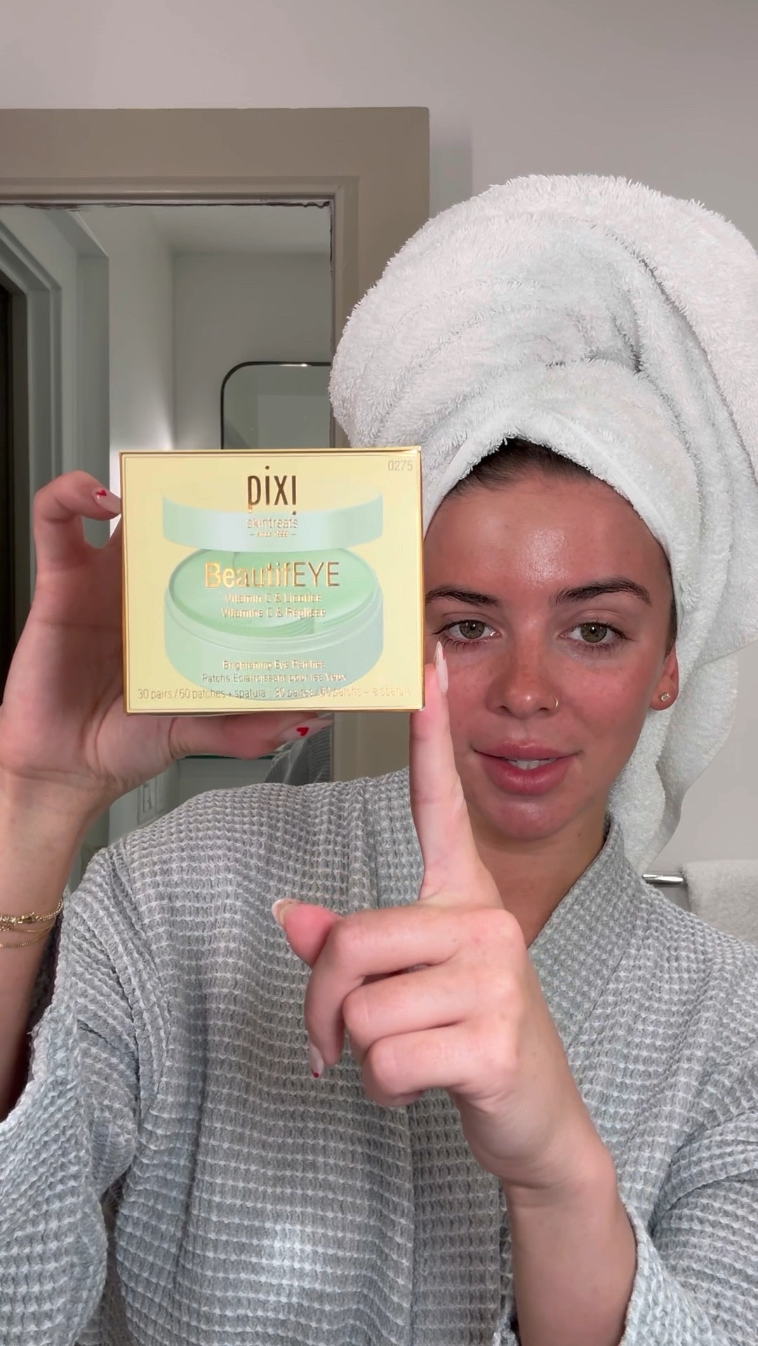 #AD I can’t go anywhere without these @pixibeauty eye patches… @target always saves the day 🙏✨  #Pixi #PixiBeauty #PixiPartner #TargetPartner #Target