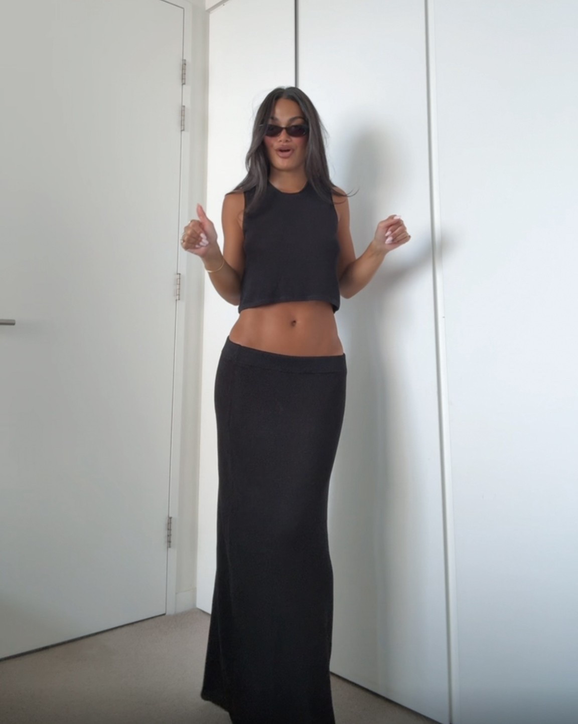 I’m wearing size small in the top and skirt 🖤