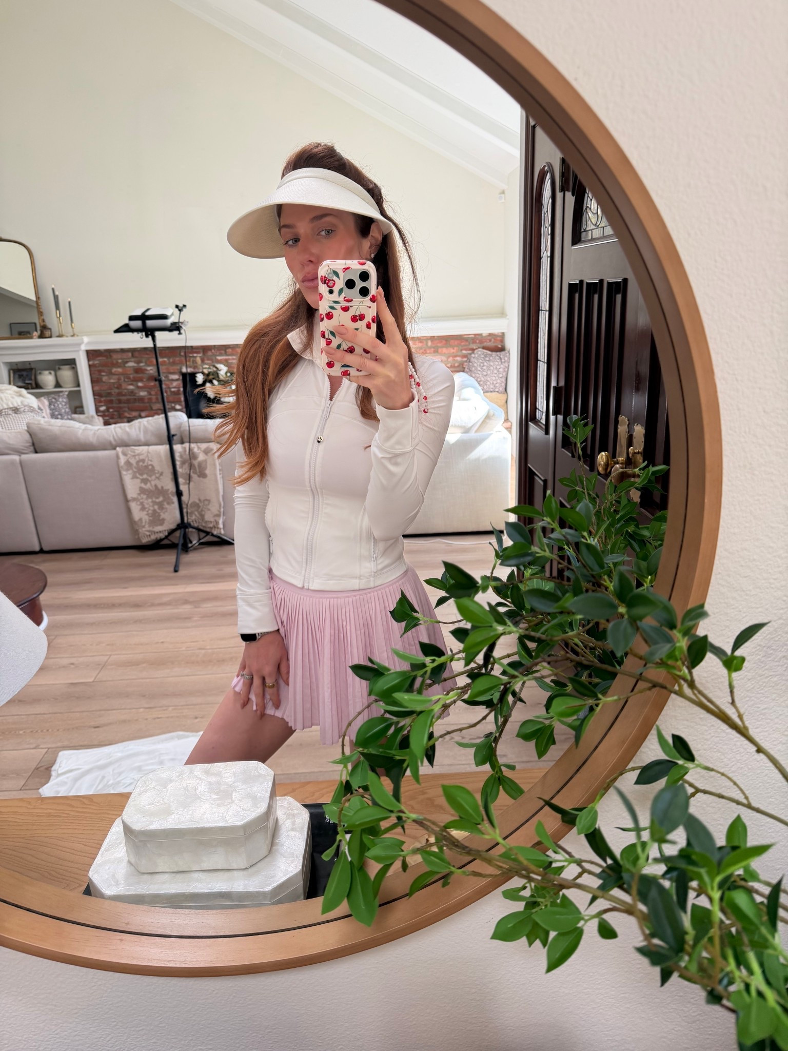 Golf skirt, golf outfit, women who golf, country club outfit, sun visor, hot mom walk, mom style, tennis outfit 

#LTKActive #LTKmomlife #LTKootd