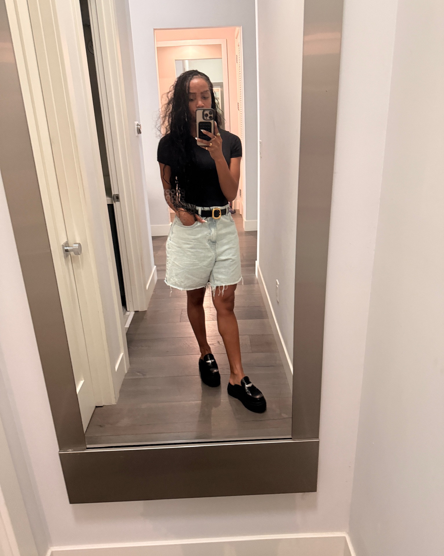 Cute & simple 🖤 shorts are Zara but linked similar 

#LTKgrwm #LTKootd #LTKHoliday