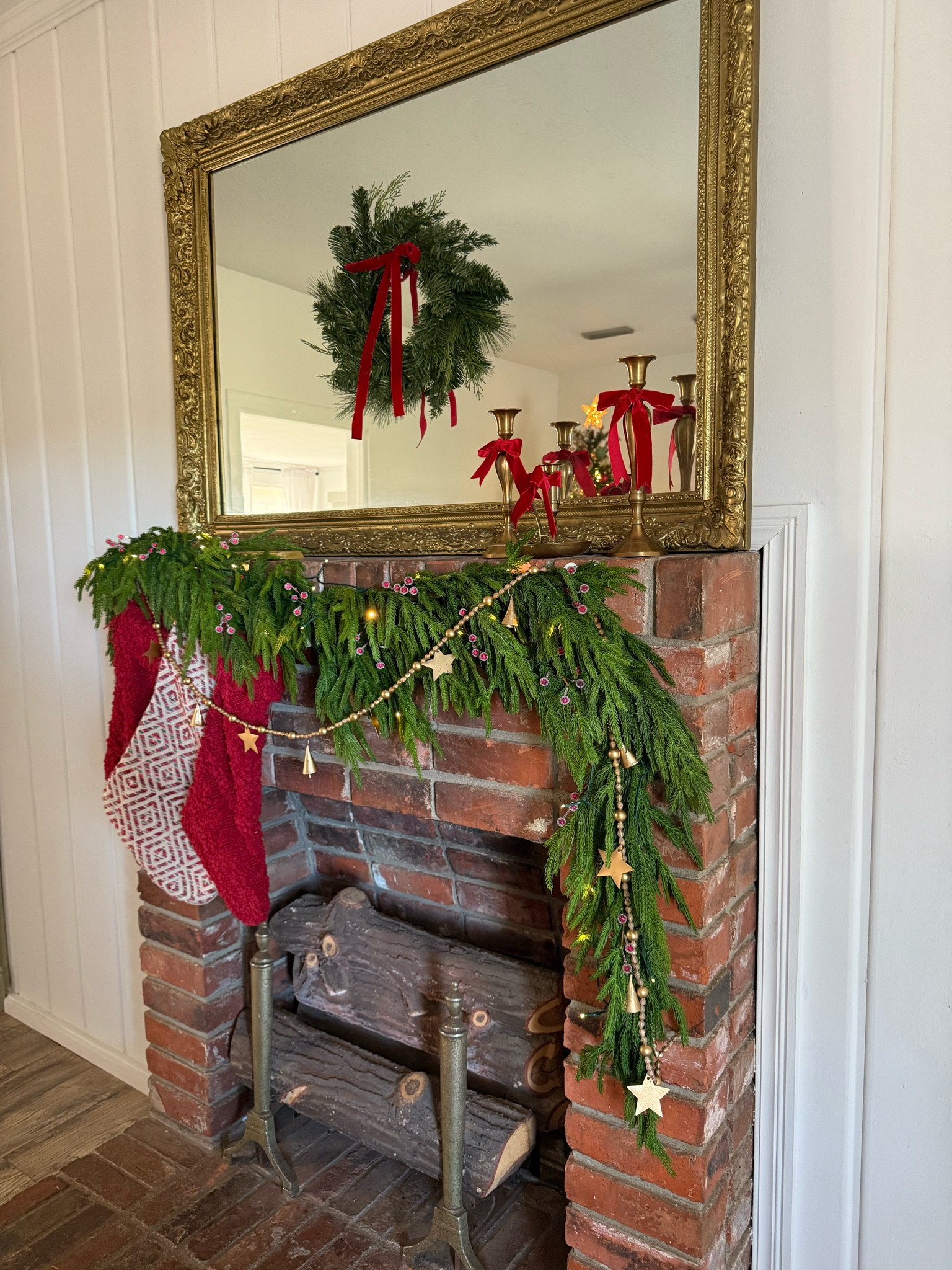 Obsessed with this garland 🤩

#LTKSeasonal #LTKHoliday #LTKHome