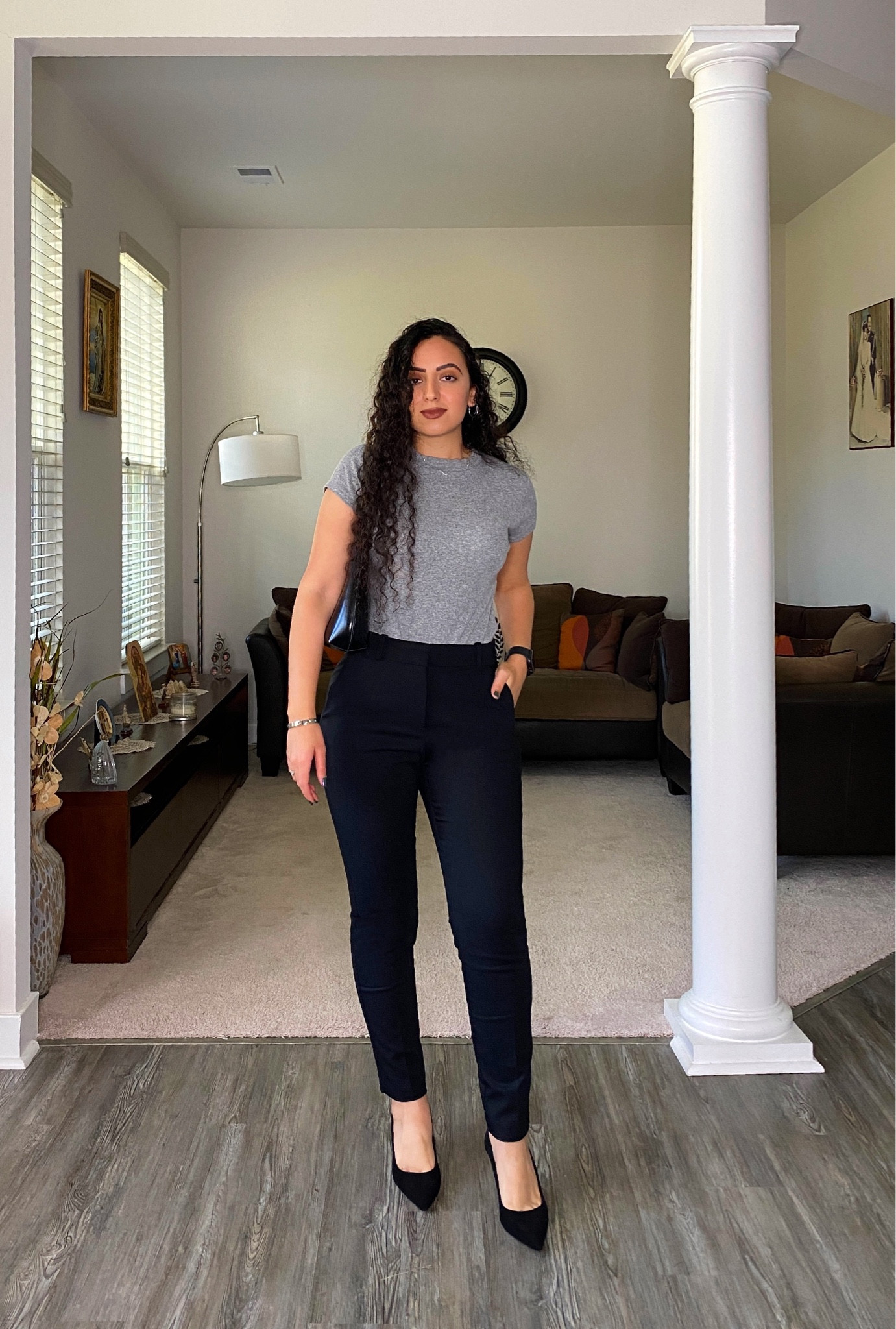 On today’s episode 🖤
.
Pants: @hm 
Heels: @hm 
Top: @target @targetstyle 
Bag: @petitesimone_official @amazonfashion 
.
Fashion | Beauty | Life | Makeup | Jewelry | Amazon fashion | Amazon storefront | LTK | HM | H&M | Slacks | Black pants | Target | Grey | Top | Shoulder bag | Heels | Black heels | Petite Simone | Amazon finds

#LTKworkwear #LTKshoecrush #LTKitbag