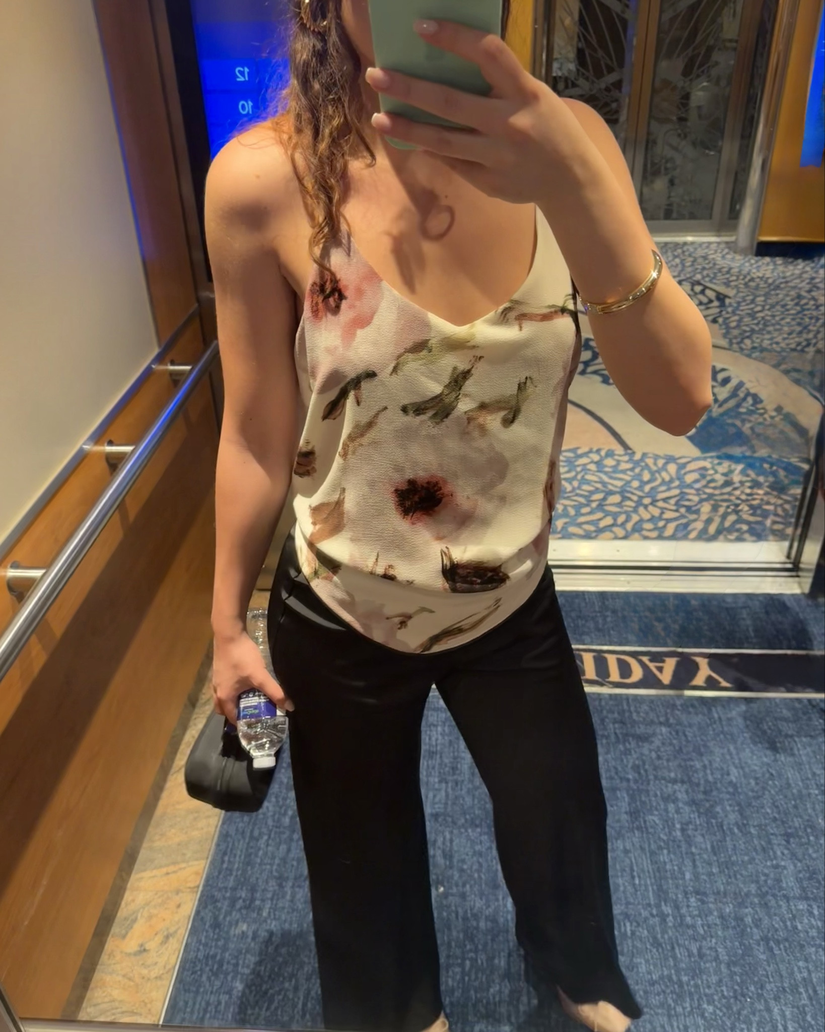 Top is from mom’s closet🤍