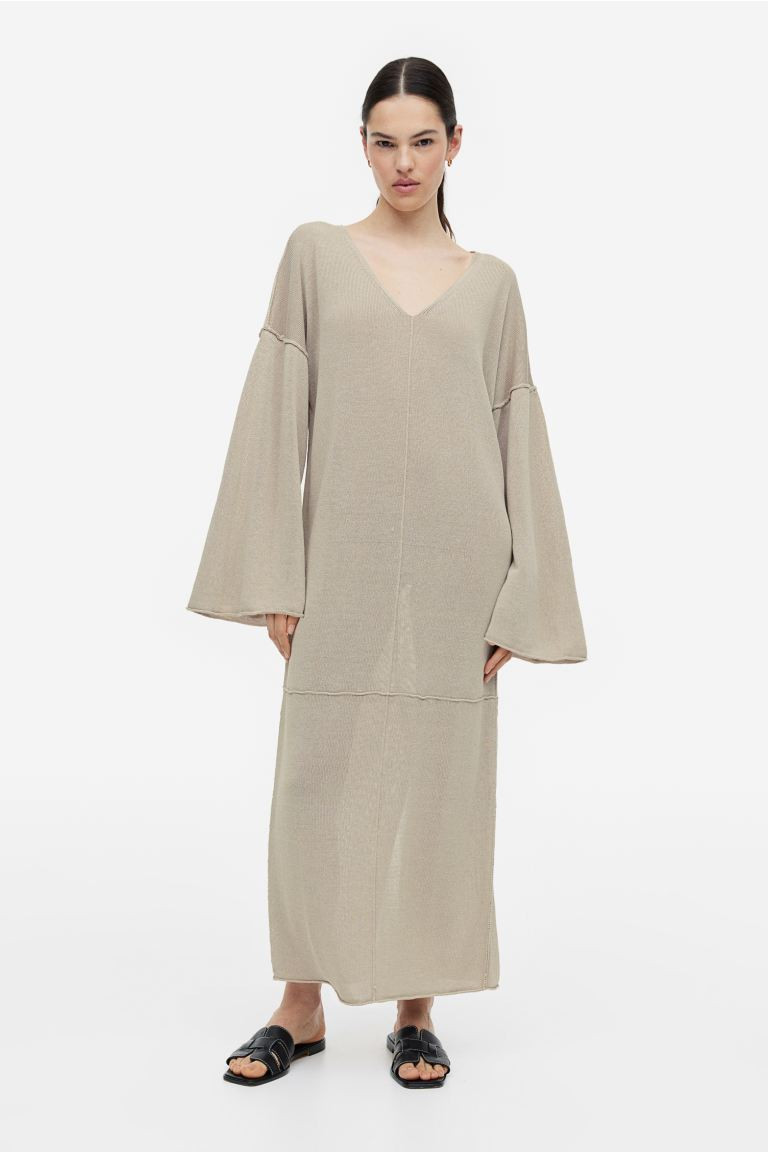 Oversized silk-blend fine-knit dress | H&M (UK, MY, IN, SG, PH, TW, HK)