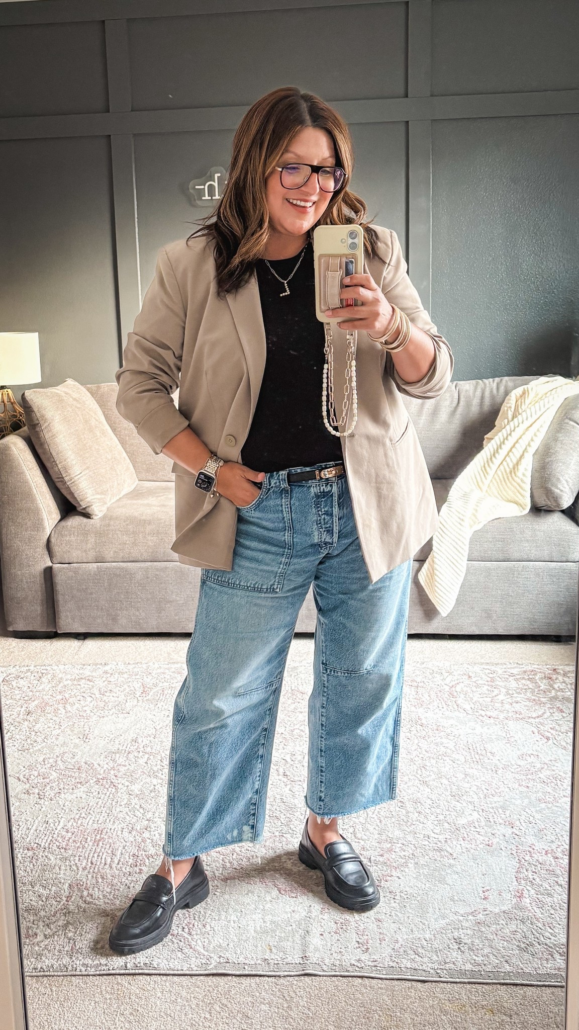 Today’s ootd
Open Edit blazer (L)
Open Edit satin tee (XL)
Madewell barrel leg jeans
Madewell lug loafers
Amazon belt (OS)


#LTKSaleAlert #LTKMidsize #LTKOver40