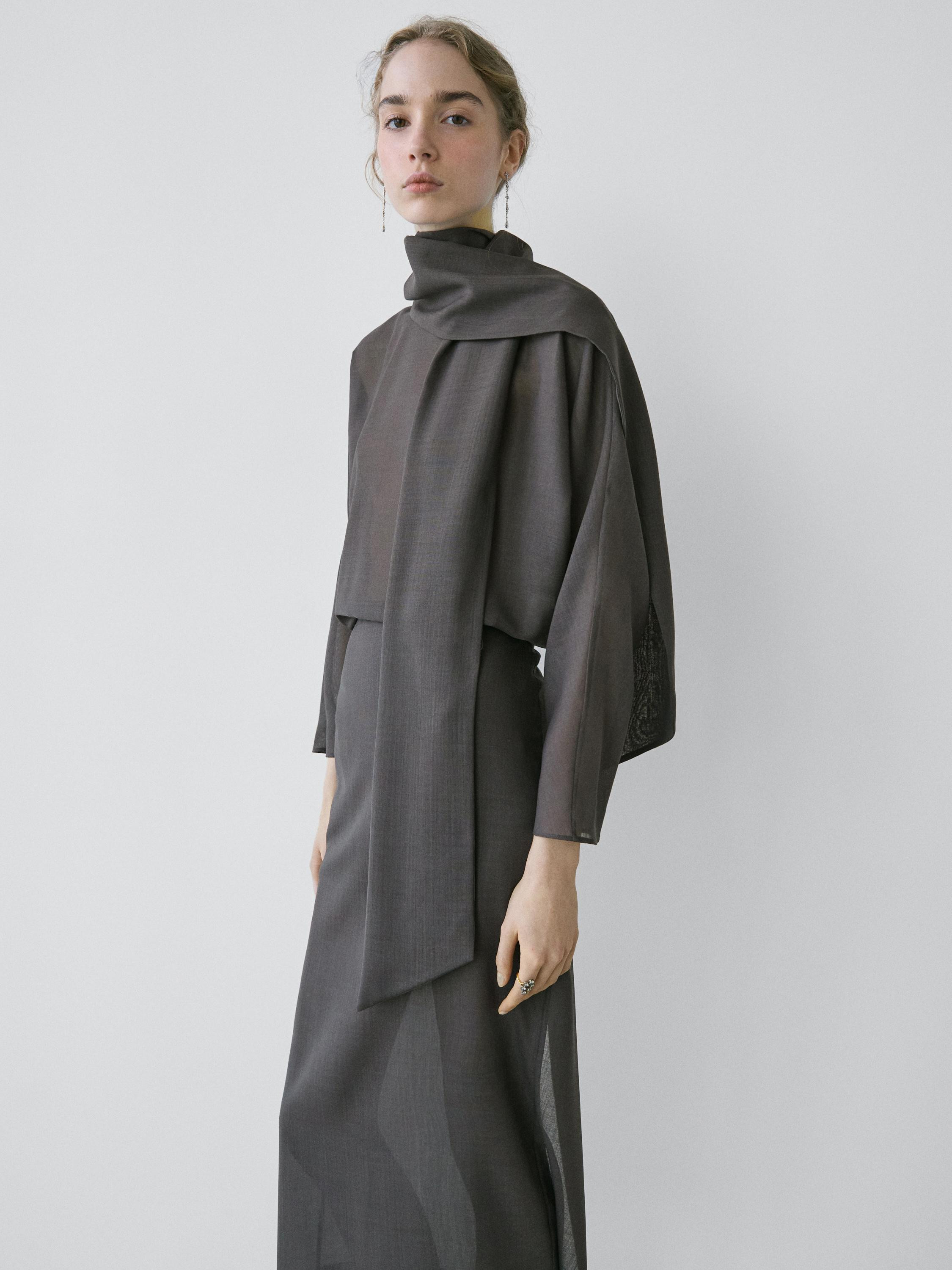 Flowing blouse with tie detail - STUDIO | Massimo Dutti UK