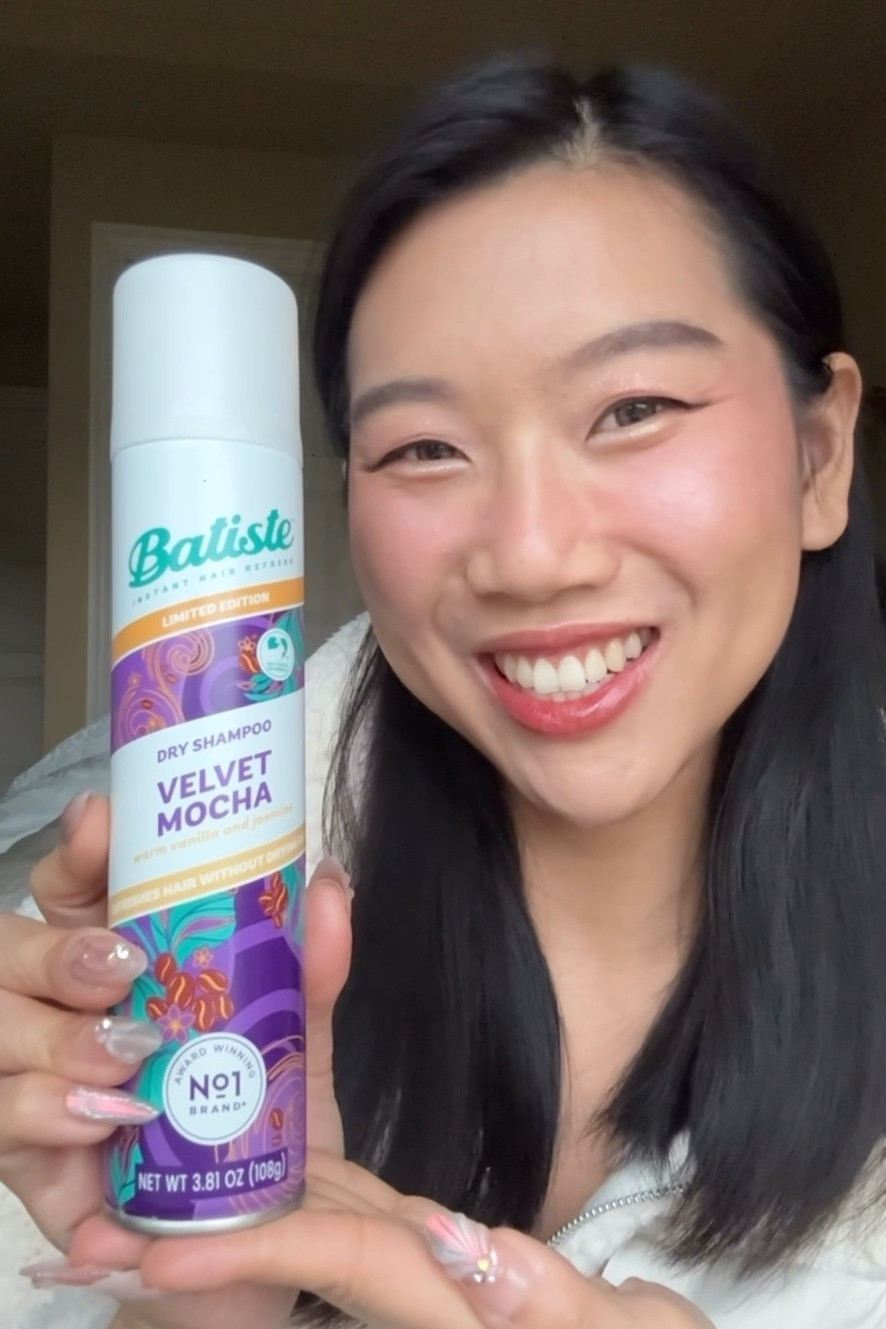 the limited edition batiste velvet mocha scent! not only do you get refreshed hair you also get to smell like warm yummy vanilla and chocolate 

influenceher collective
hercampus
student creator 
microinfluencer collaborations
batiste dry shampoo
dry shampoo white cast
batiste velvet mocha
batiste holiday scent
how to fix oily hair
 best dry shampoo for day 3 hair
haven’t showered in a week

#LTKBeauty #LTKHoliday #LTKGiftGuide