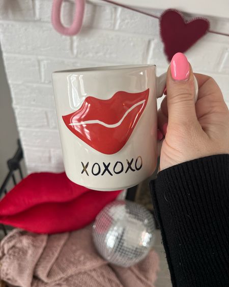 Valentine’s Day mugs from Target! $5 each


#LTKSeasonal #LTKhome #LTKGiftGuide