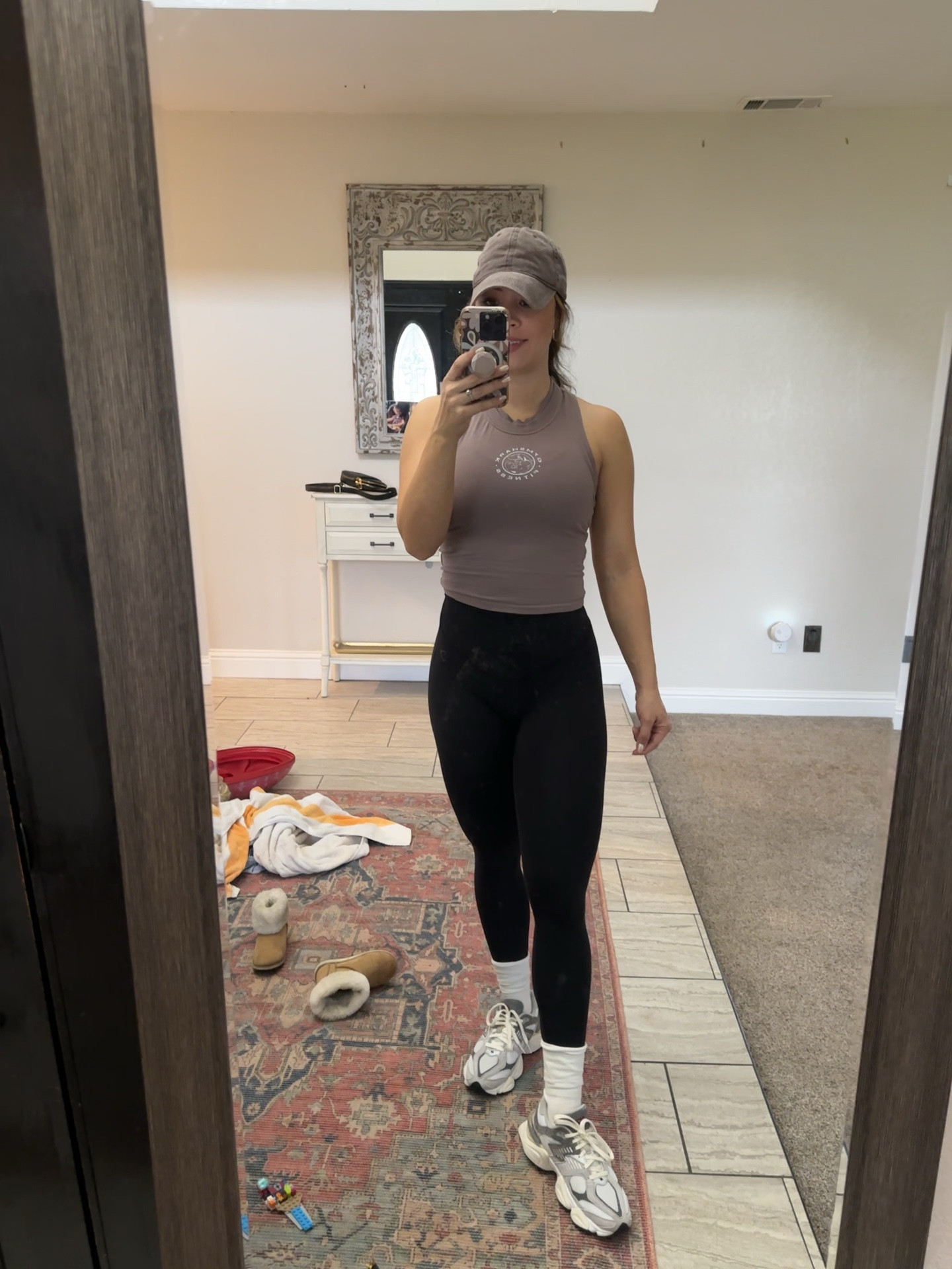 You know I love some #gymshark!! These socks are a fave #amazonfind of mine. They have a roll top that look so good with leggings 