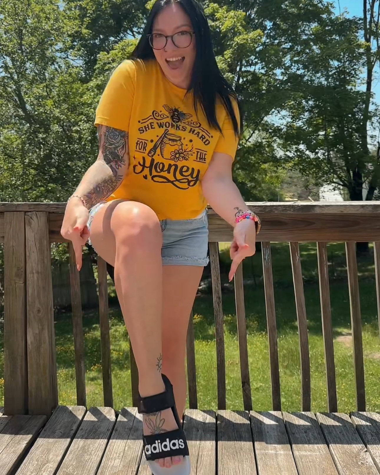 A casual graphic tee outfit for a hot summer day ☀️🫶🏼

#LTKMidsize #LTKSeasonal #LTKSummerEdit
