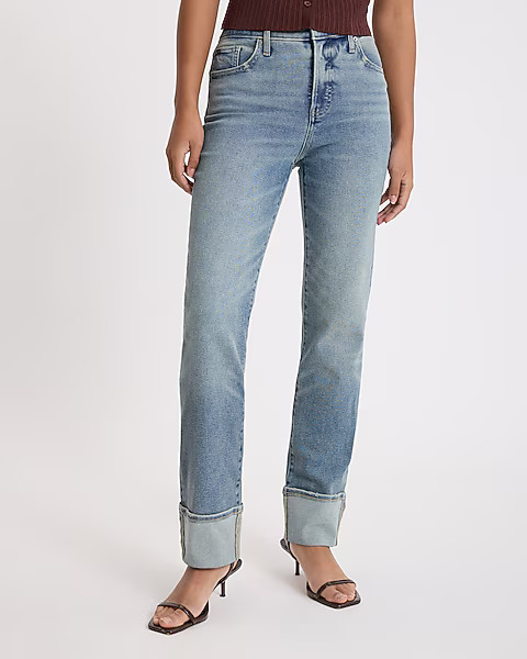 High Waisted Light Wash Cuffed Hem '90s Slim Jeans | Express