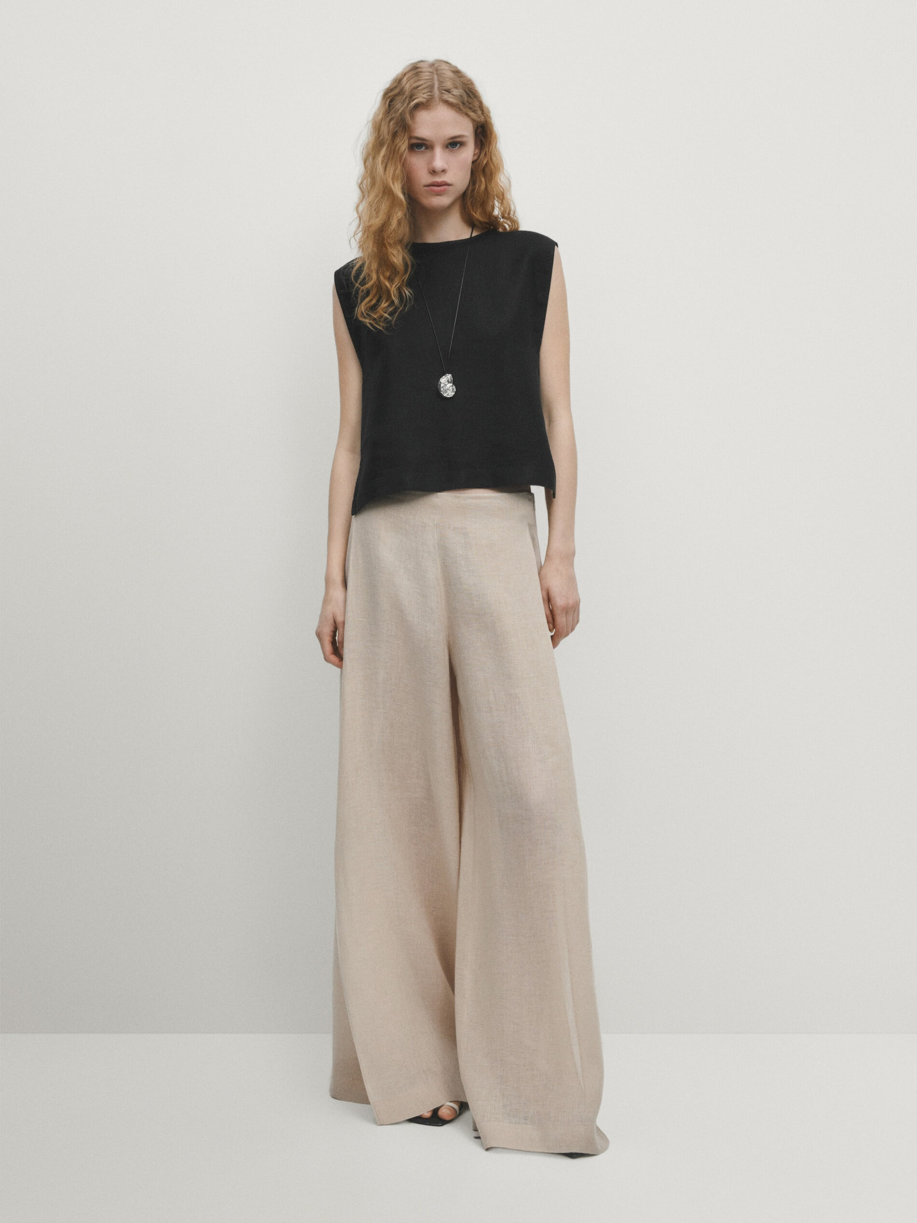 100% linen top with side detail | Massimo Dutti US