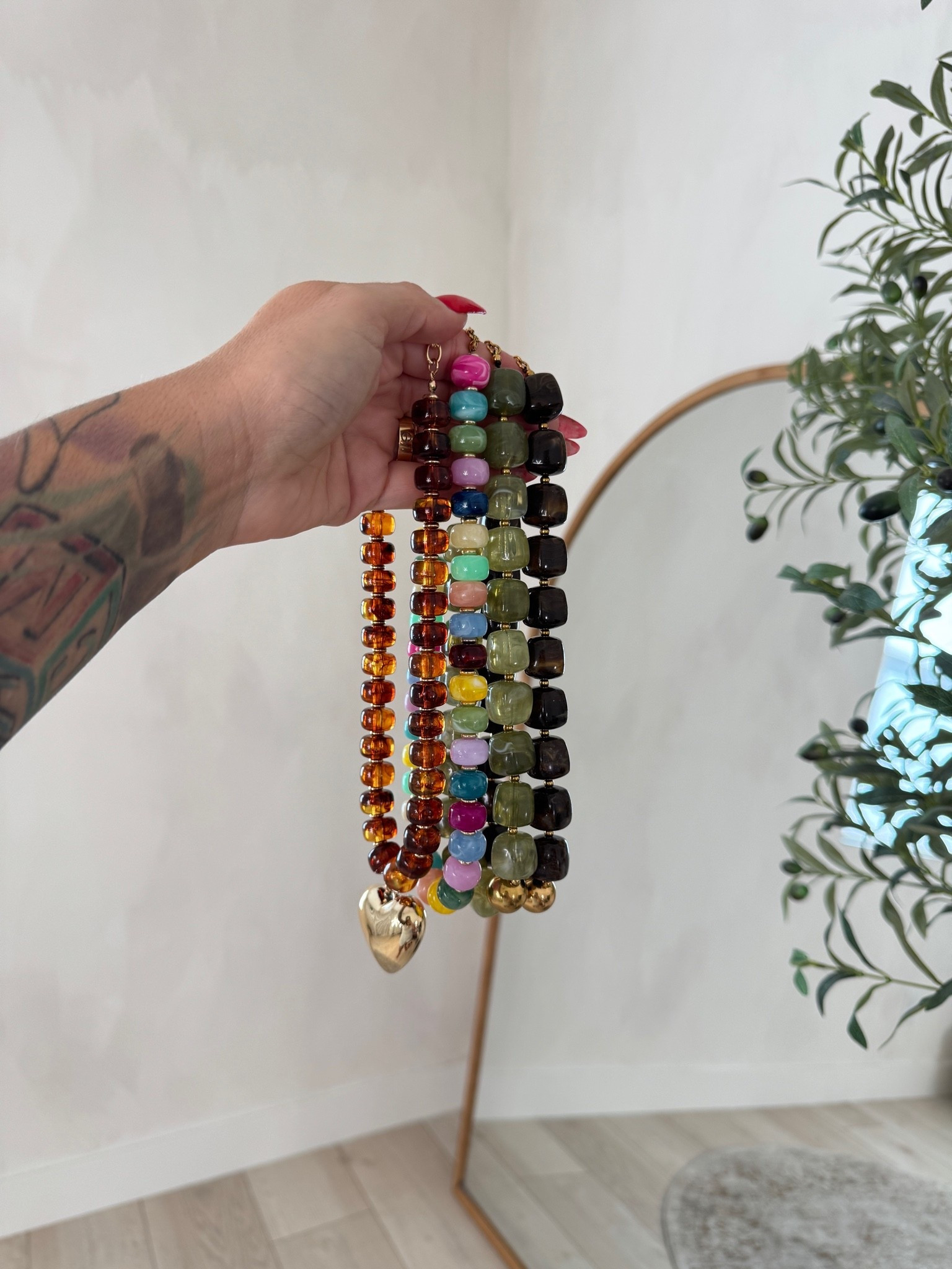 Amazon beaded necklace favs 😍