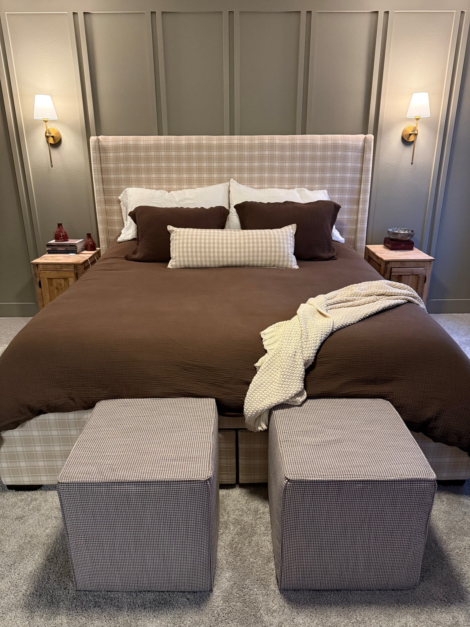 Spring bedding refresh and entering my cozy brown era! 

#earthtones #cozy #brown #plaid #gingham #textures #patternplay #bedding #springrefresh 

#LTKHome