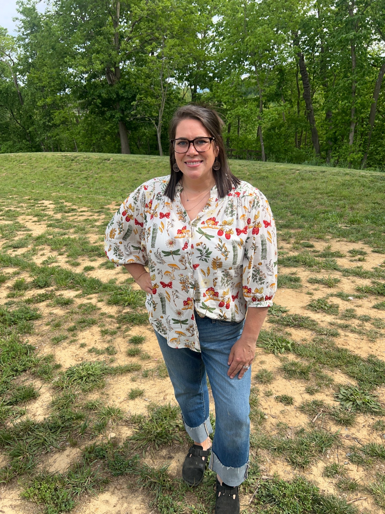 Spring is still doing its thing here in VA and I’m loving this top from the Cracker Barrel, I couldn’t find the link to the brand here. I’ll forever be a fan of BKE jeans quality and fit are always unmatched. Paired with a pair of my fave birks and I was ready to tackle the day. 

#LTKFindsUnder100 #LTKMidsize #LTKPlusSize