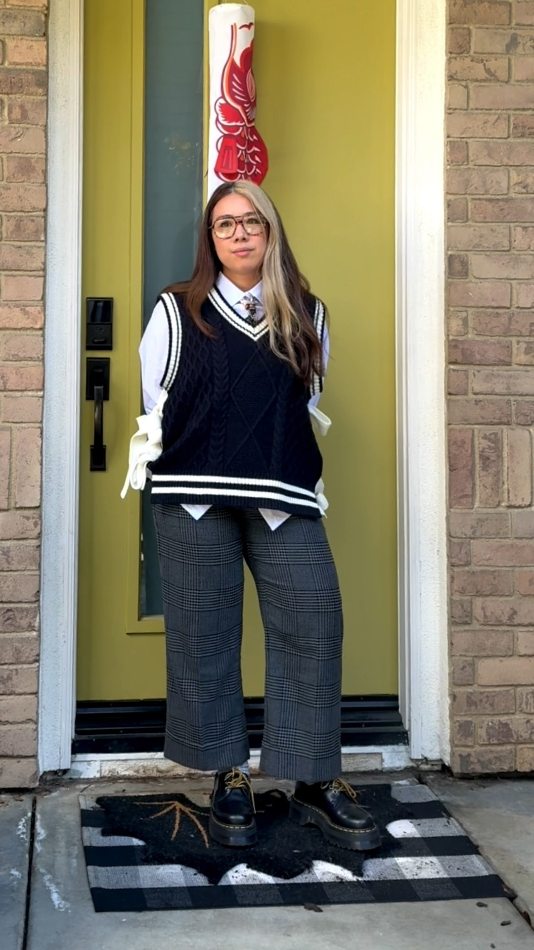 I woke up wanting to wear a tie. I don’t have a tie so I used a twilly!


#LTKMidsize #LTKPetite #LTKWorkwear