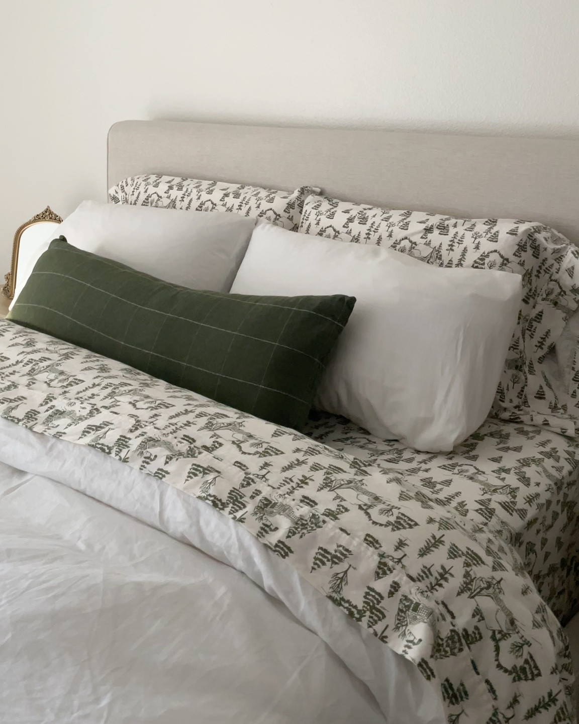 coziest Christmas bedding 🎄✨

#LTKHoliday #LTKHome #LTKSeasonal