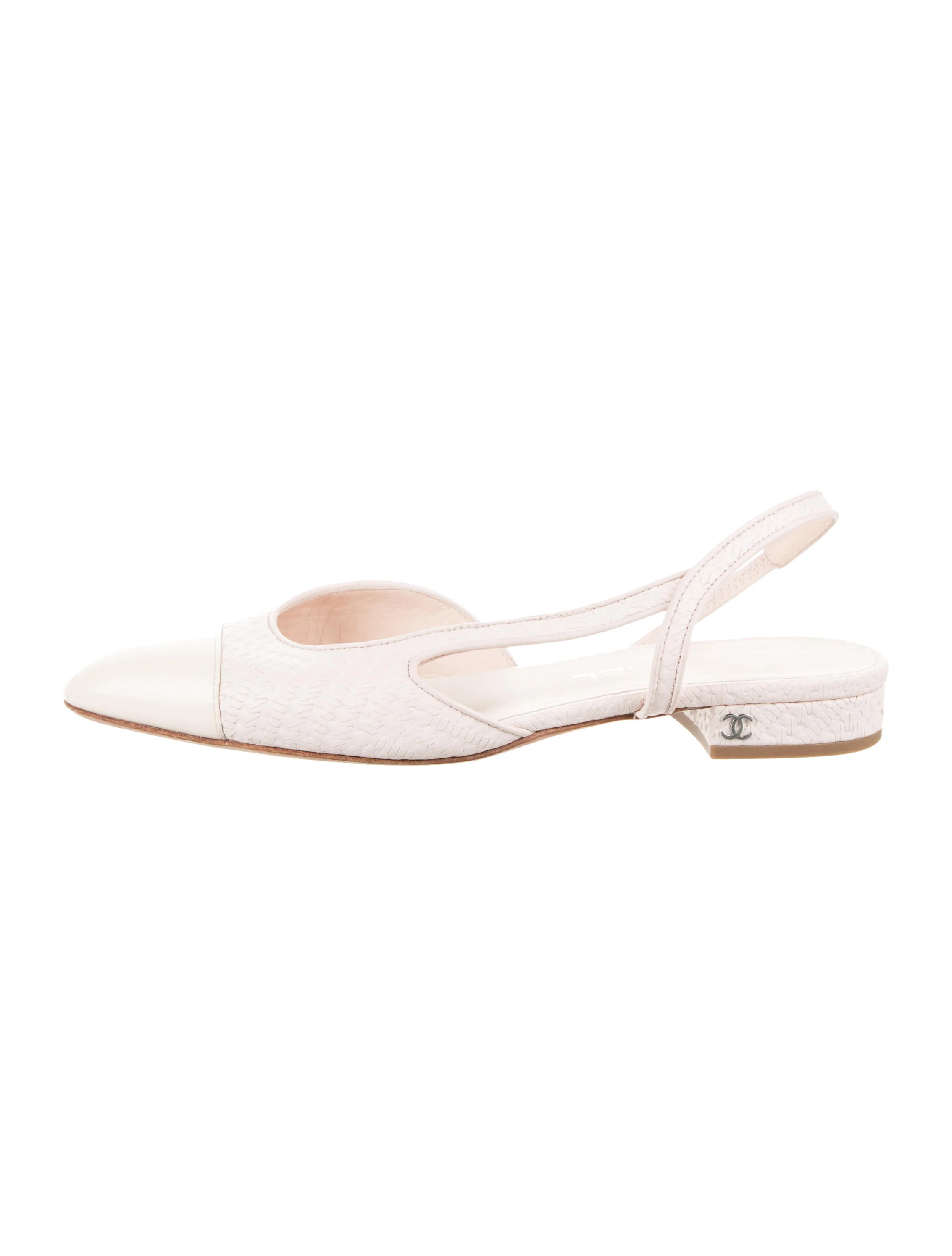 Chanel Interlocking CC Logo Leather Slingback Flats | The RealReal