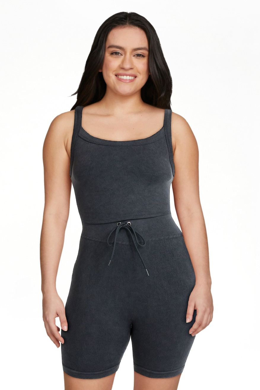 No Boundaries Seamless Shirttail Tank and Tie Front Bike Shorts Set, 2-Piece, Women's | Walmart (US)