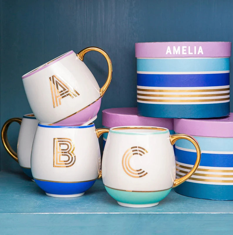 Tasse monogramme personnalisée dans une boîte cadeau Tasse à - Etsy France | Etsy (FR)