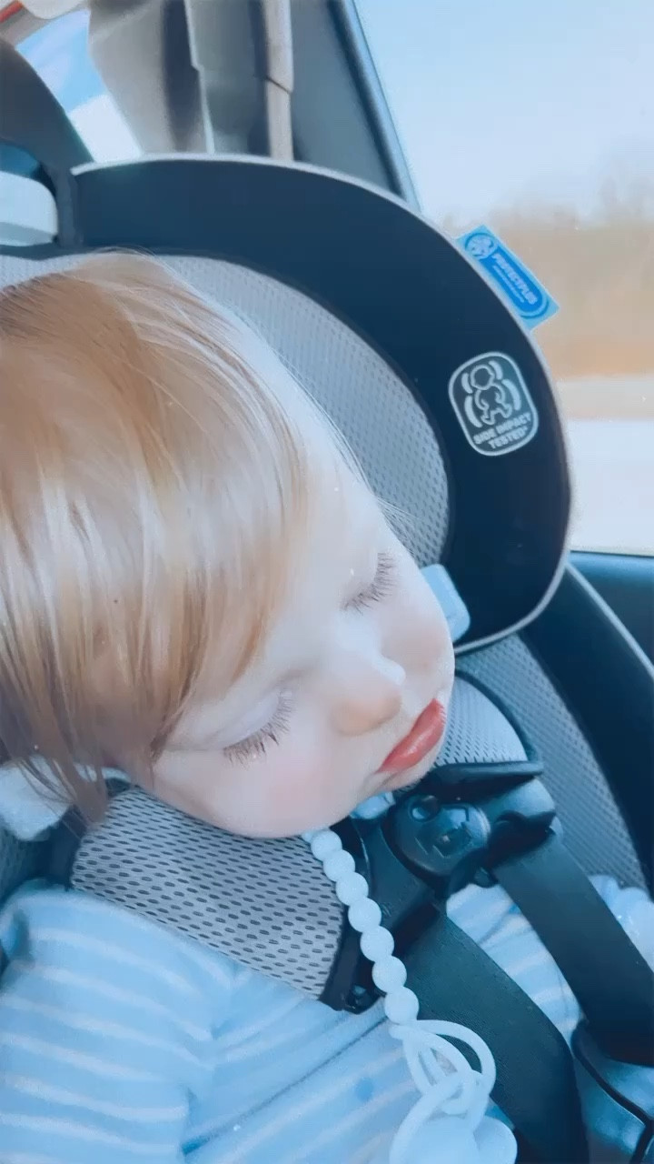 headed towards the mountains 🏔️ (with our sleepy 😴 little love 👼🏼 in tow 🫶🏽) for a fun little family afternoon adventure ✨

#LTKbaby #LTKhome #LTKfamily