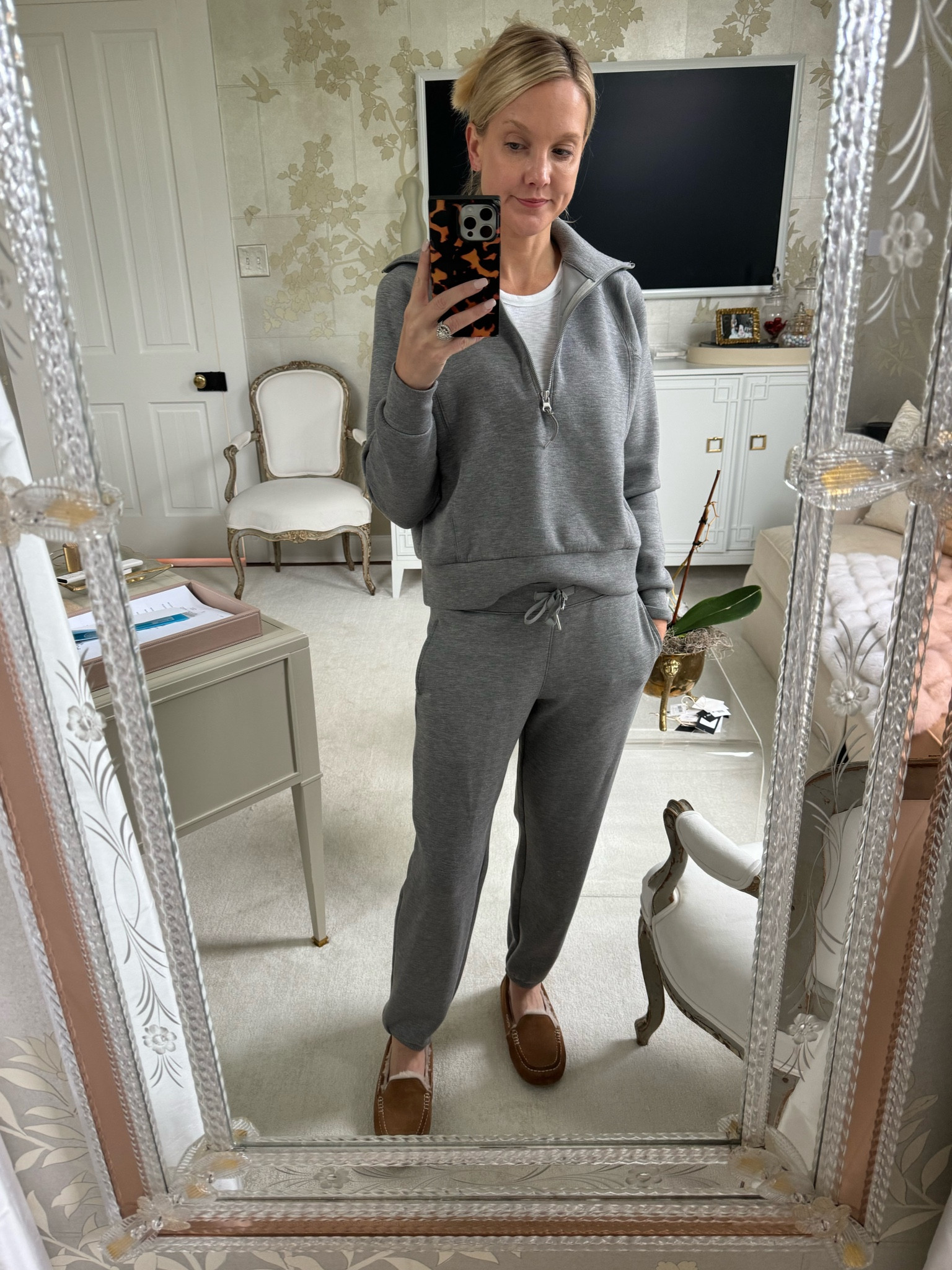 Fall loungewear


#LTKActive #LTKSeasonal #LTKHome