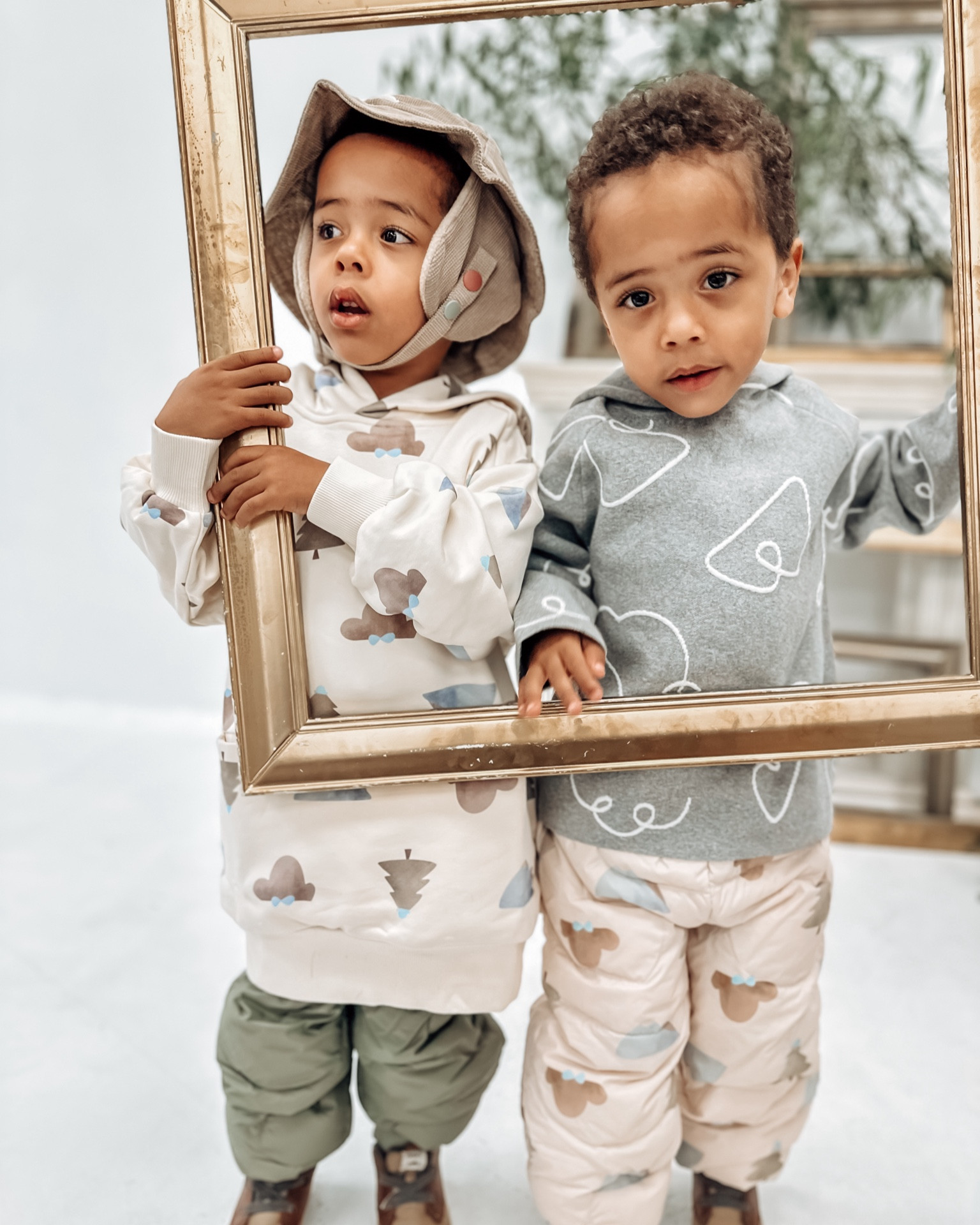 Loving these adorable outfits from @petiterevery new fall/winter line! #AD 🌨️

The quality of their clothes are amazing! I know our littles will be nice and warm on our trip to Utah for Thanksgiving this year. There are so many adorable pieces to choose from too! Head to my stories today to check out more from #petiterevery 🏔️

Is it chilly where you are yet? ❄️ 



#LTKkids #LTKSeasonal #LTKstyletip