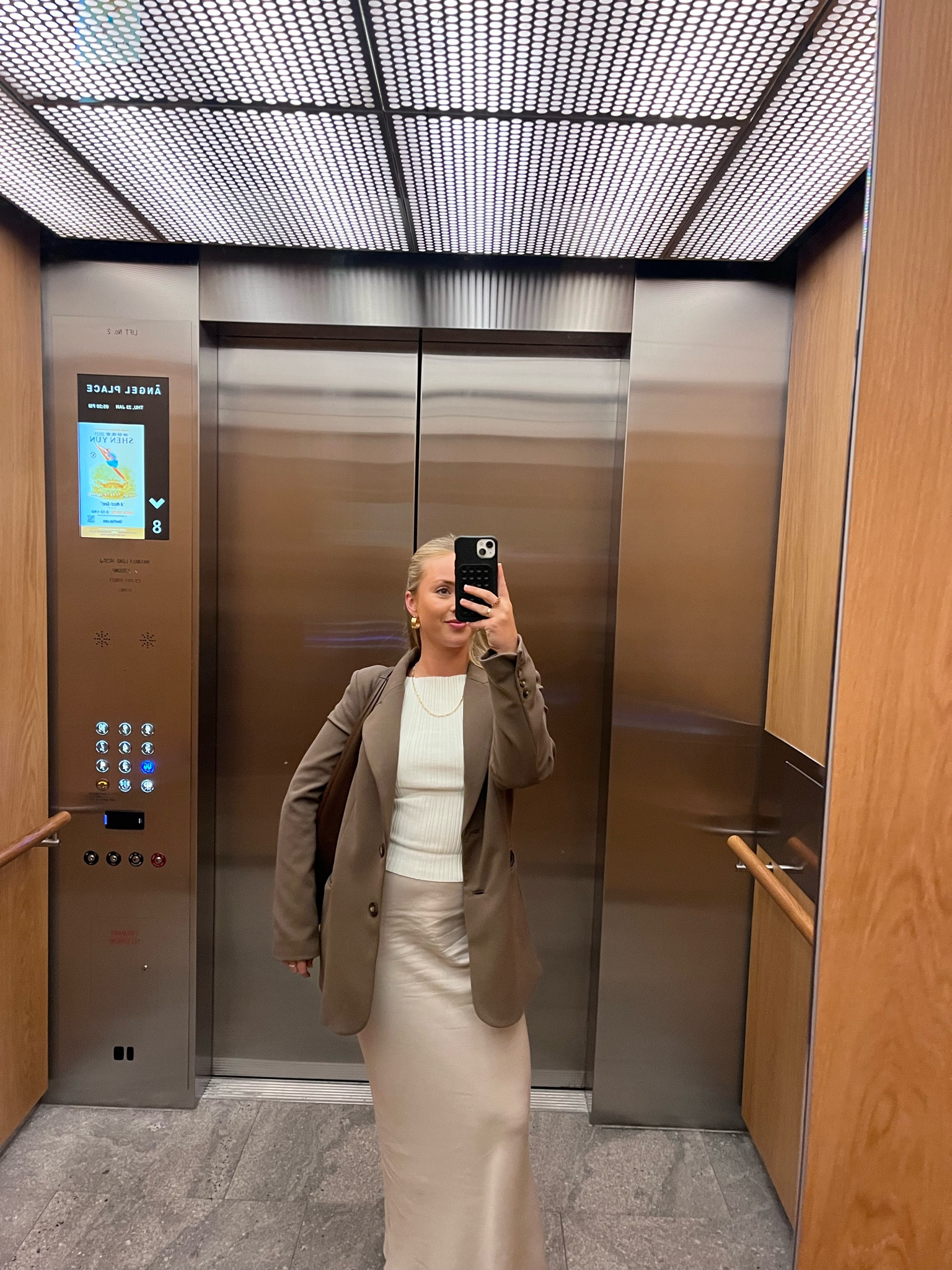 Loving a tonal look! These items are ones i wear on repeat so most are sold out but ive linked similar in this post! 

#LTKaustralia #LTKstyletip #LTKworkwear