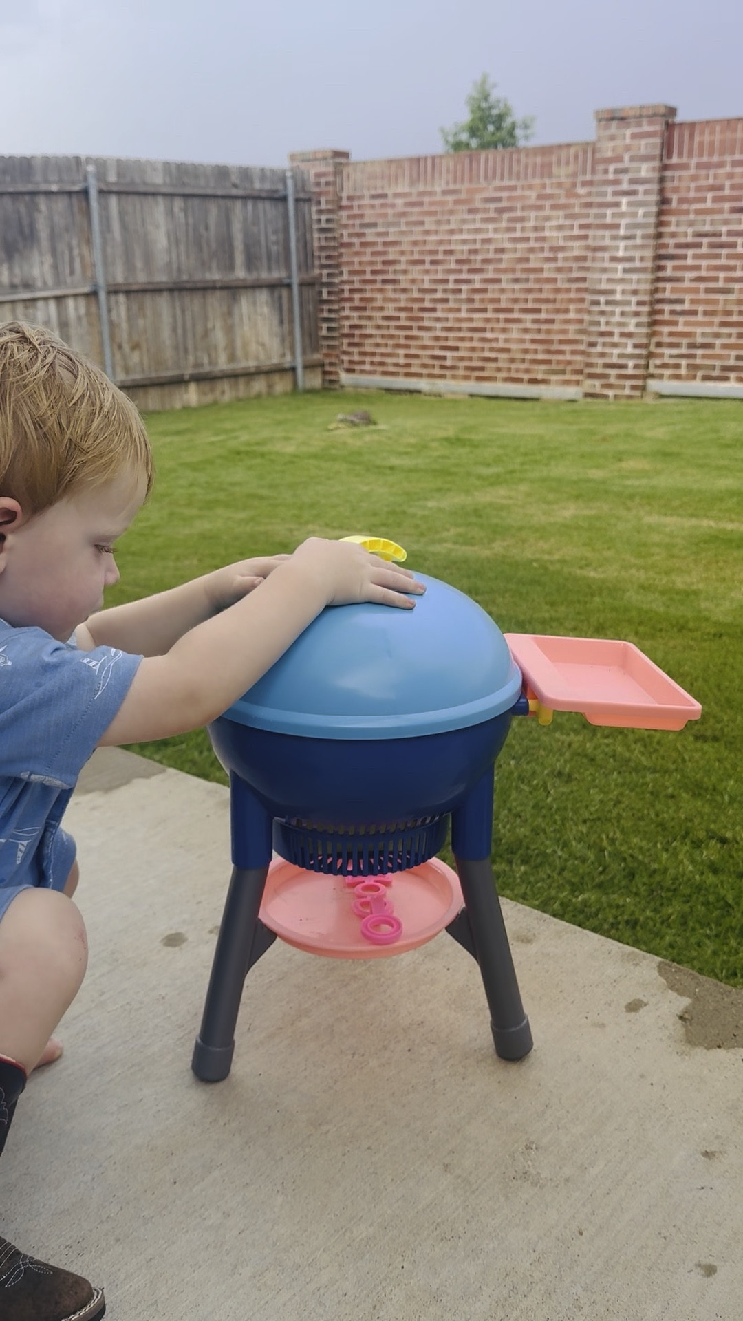 The cutest grill bubble machine for summer for children! See more of our 2026 summer toy picks on DoSayGive.com!

#LTKSaleAlert #LTKKids #LTKSeasonal