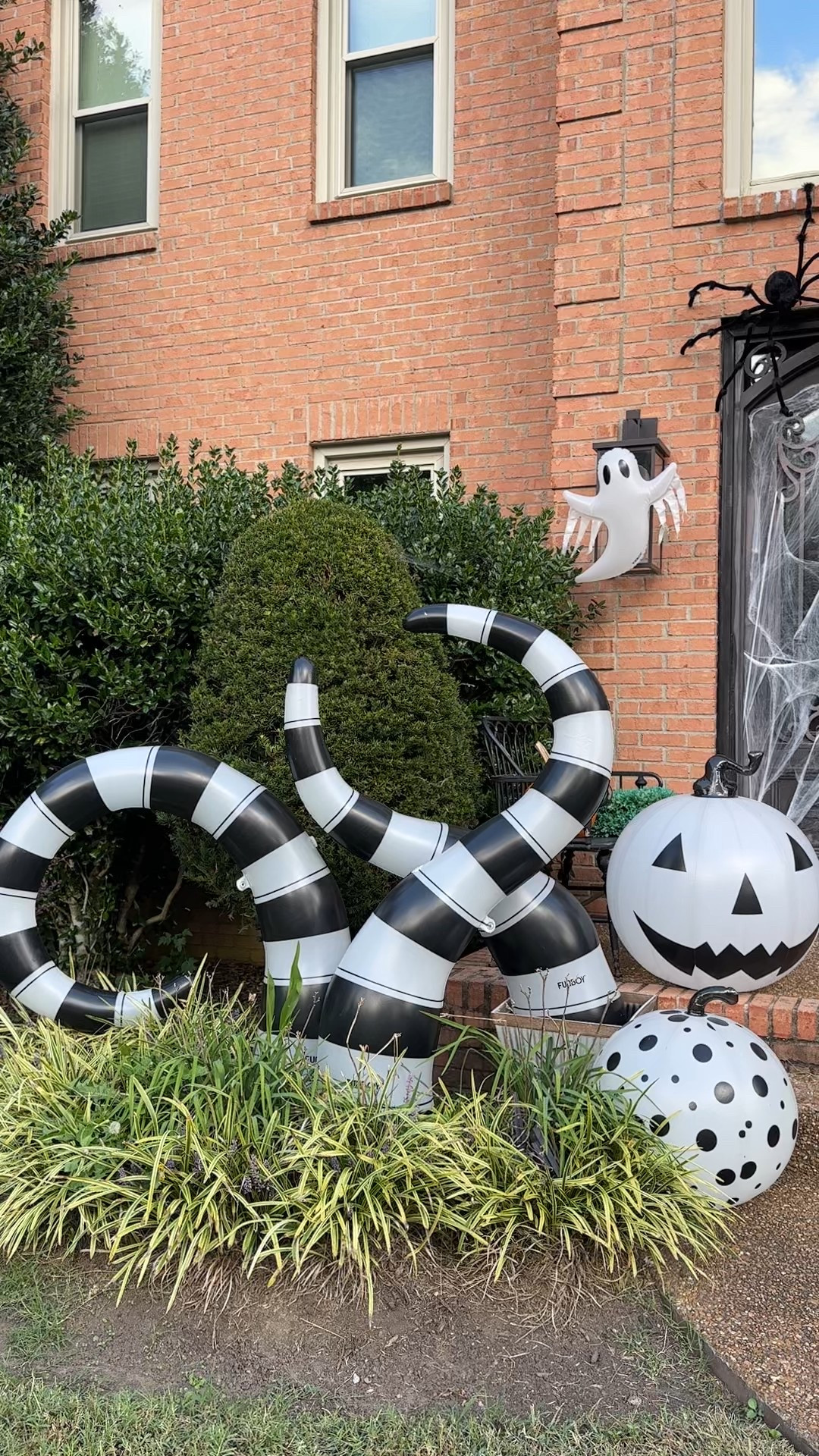 Our @funboy Halloween inflatables are a neighborhood favorite! 

#LTKSeasonal #LTKHome #LTKHalloween