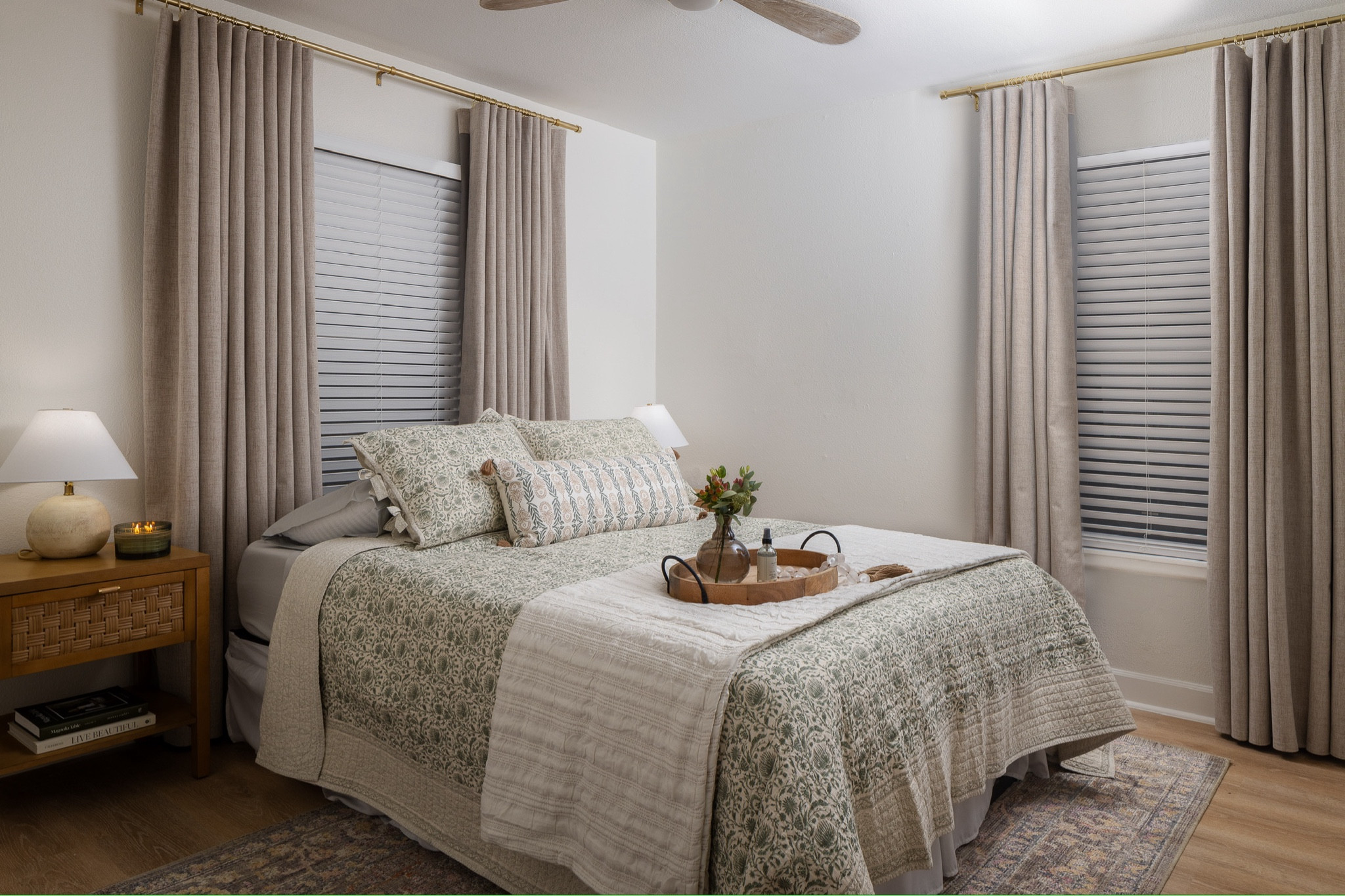 Smiles and Pearls has launched her new Airbnb. Candice went with a modern vintage design for this rancher. 

Home design, modern home decor, Airbnb superhost, home decor, target home decor, Amazon home finds, Amazon home decor, Studio McGee, Threshold, Target home, Target home finds, Target run, Airbnb host, Magnolia Hearth and Hand, Home Depot, Home Depot furniture, living room, bedroom, coffee table, bedding, nursery, new home


#LTKplussize #LTKhome #LTKstyletip