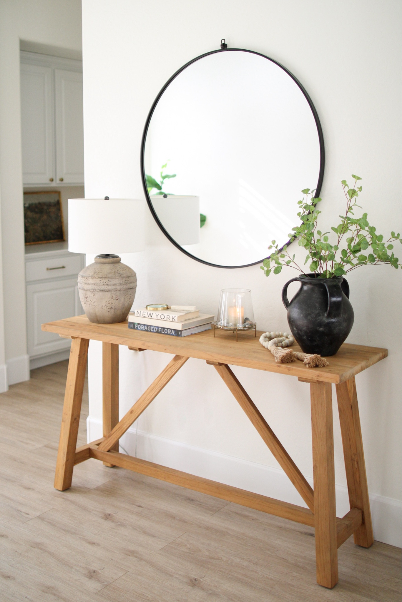 Entryway styling for the new year ✨

#LTKhome