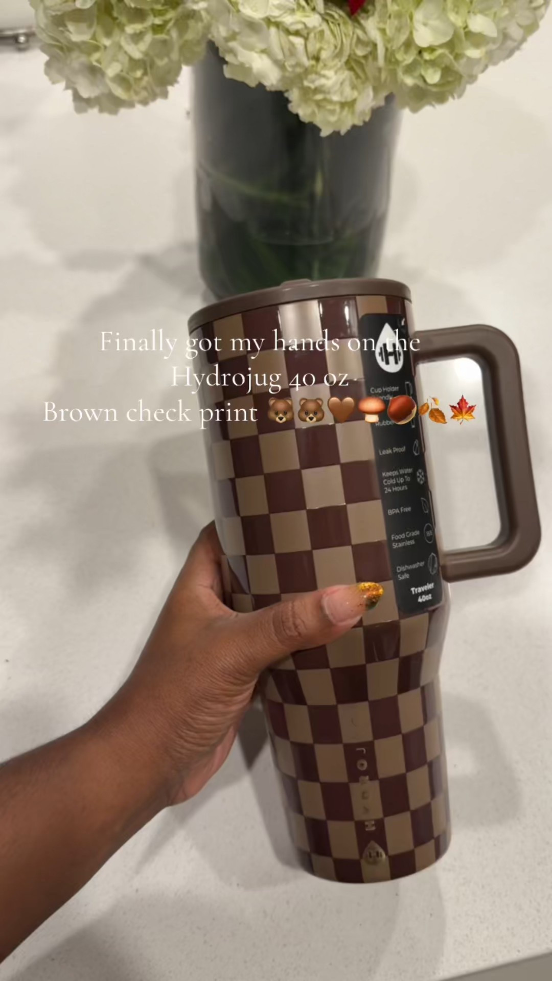 Obsessed with my new hydrojug! 
The brown Check print? Perfect for fall 🍂🍁🐻🐻🤎🤎🍄‍🟫🍄‍🟫

#LTKTall #LTKSeasonal #LTKGiftGuide