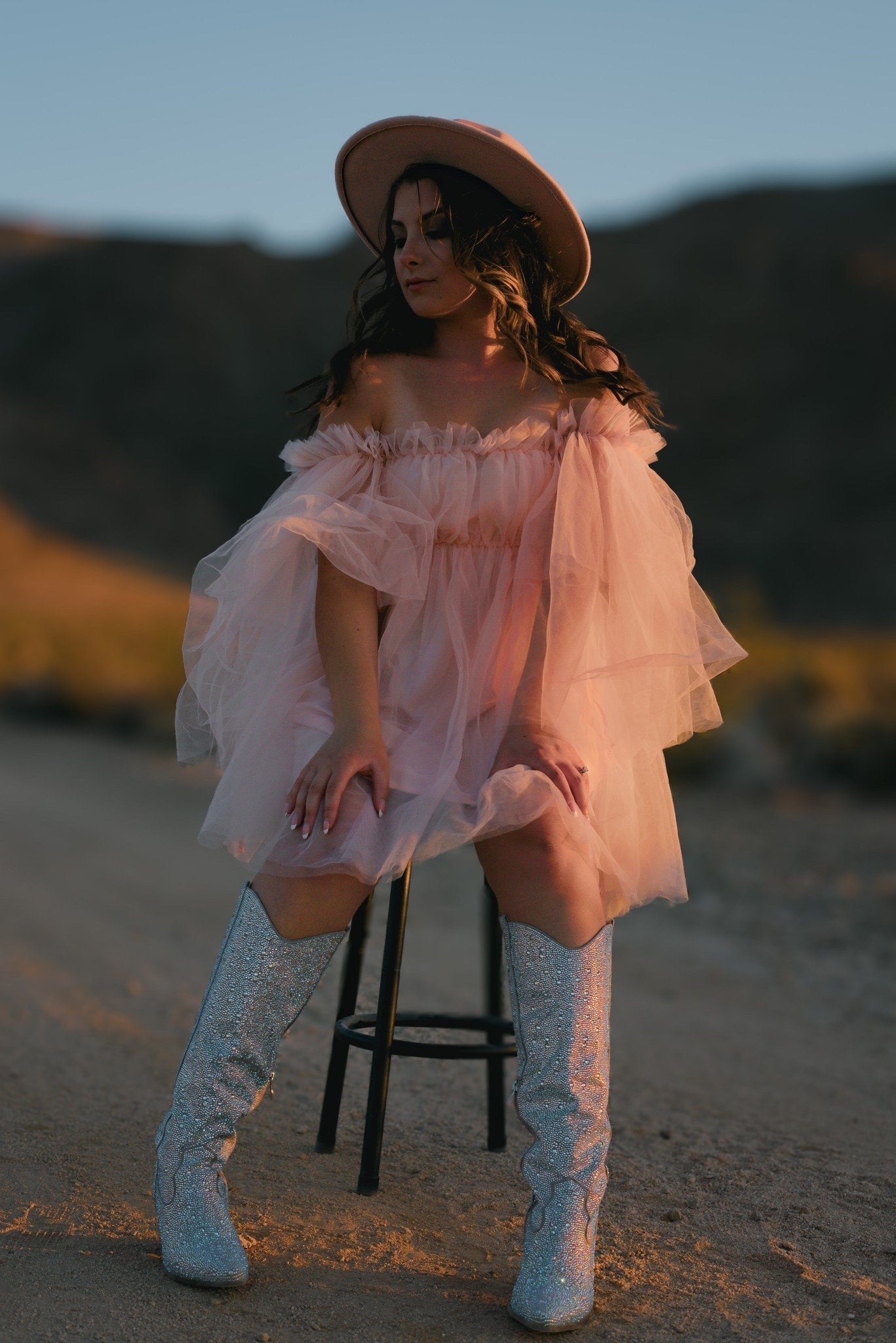 a little desert photoshoot! It’s giving Glinda takes Stagecoach 🫧💖🪩 

Hat - Forever21 
Dress - Amazon 
Boots - Amazon 

#LTKOver40 #LTKFindsUnder100 #LTKStyleTip #LTKShoeCrush 