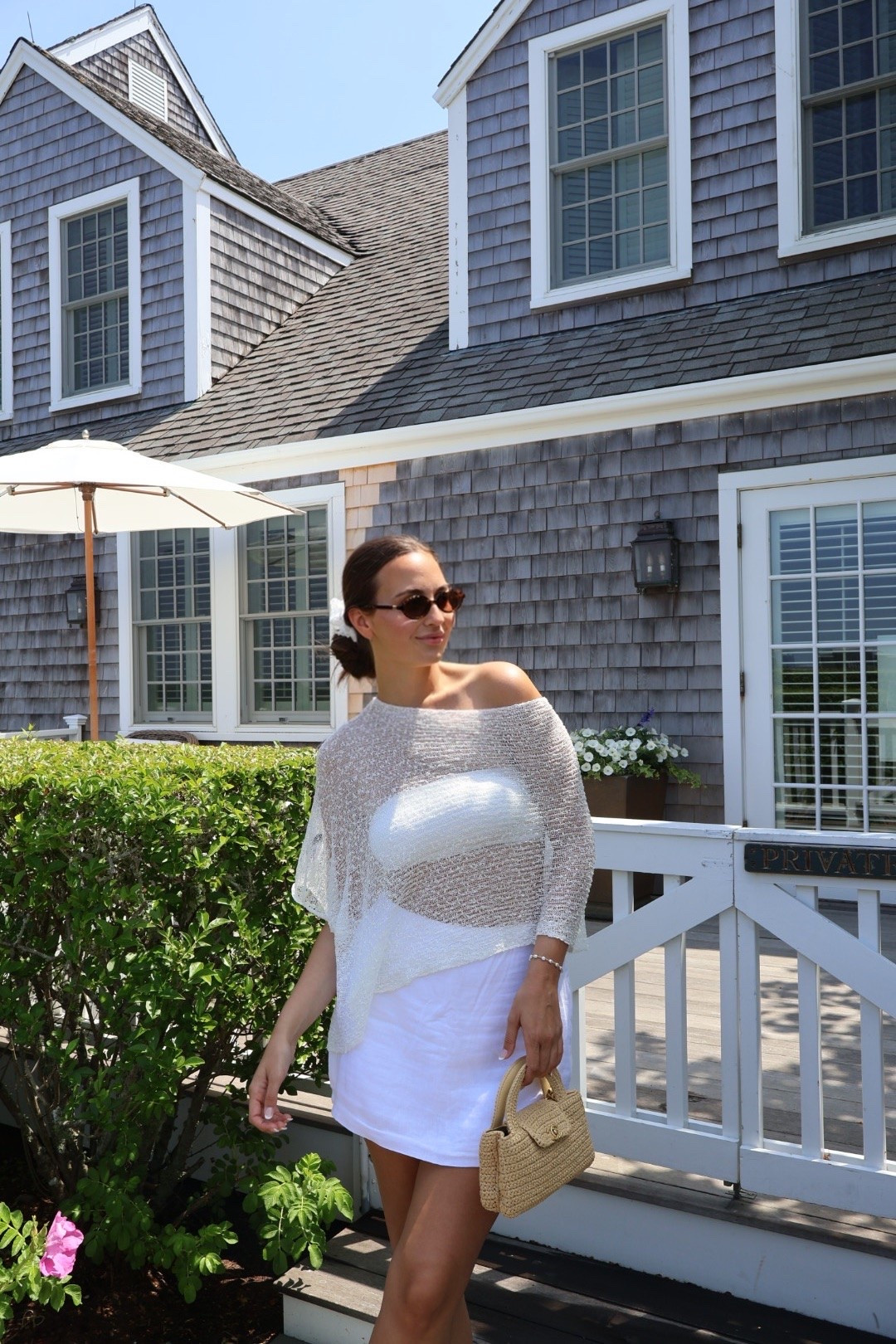 lunch on nantucket ootd 🤍 

 