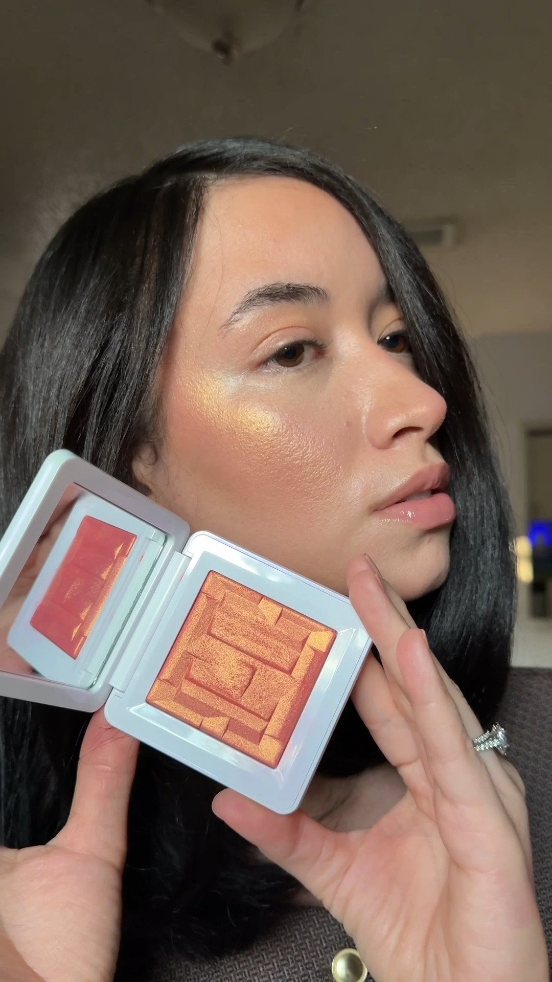 Using this highlighter from Haus Labs on repeat this fall 😮‍💨✨ 



#LTKFindsUnder50 #LTKStyleTip #LTKBeauty